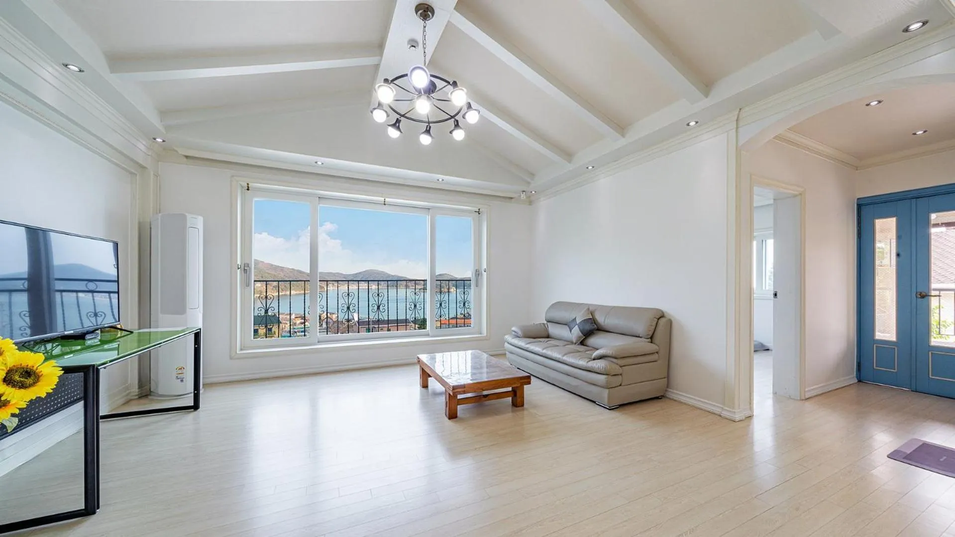 Natural landscape in Maremonte Pension