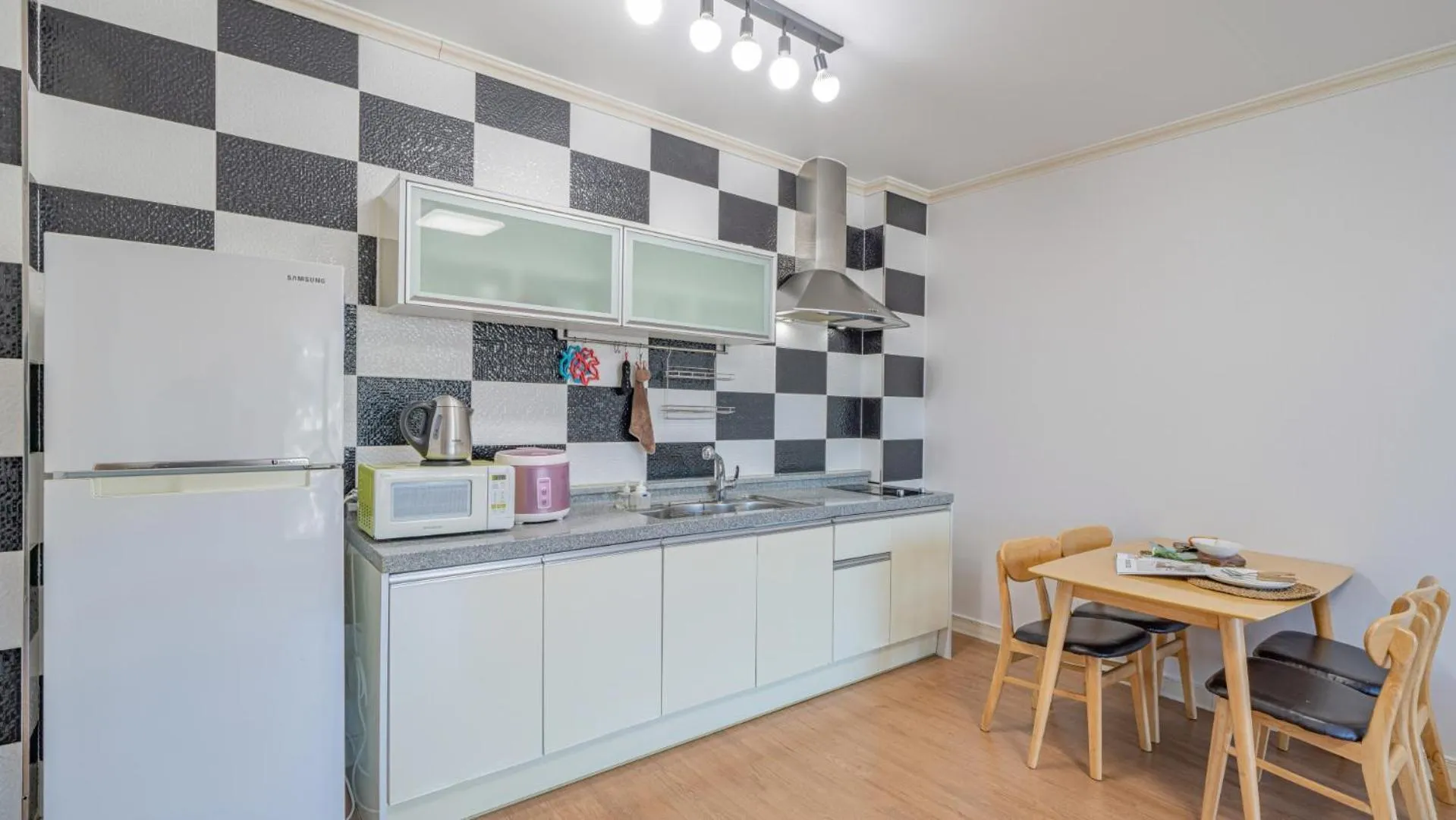 Kitchen or kitchenette in Maremonte Pension