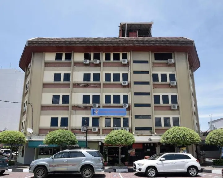 Property building in HOTEL PANTAI VIEW