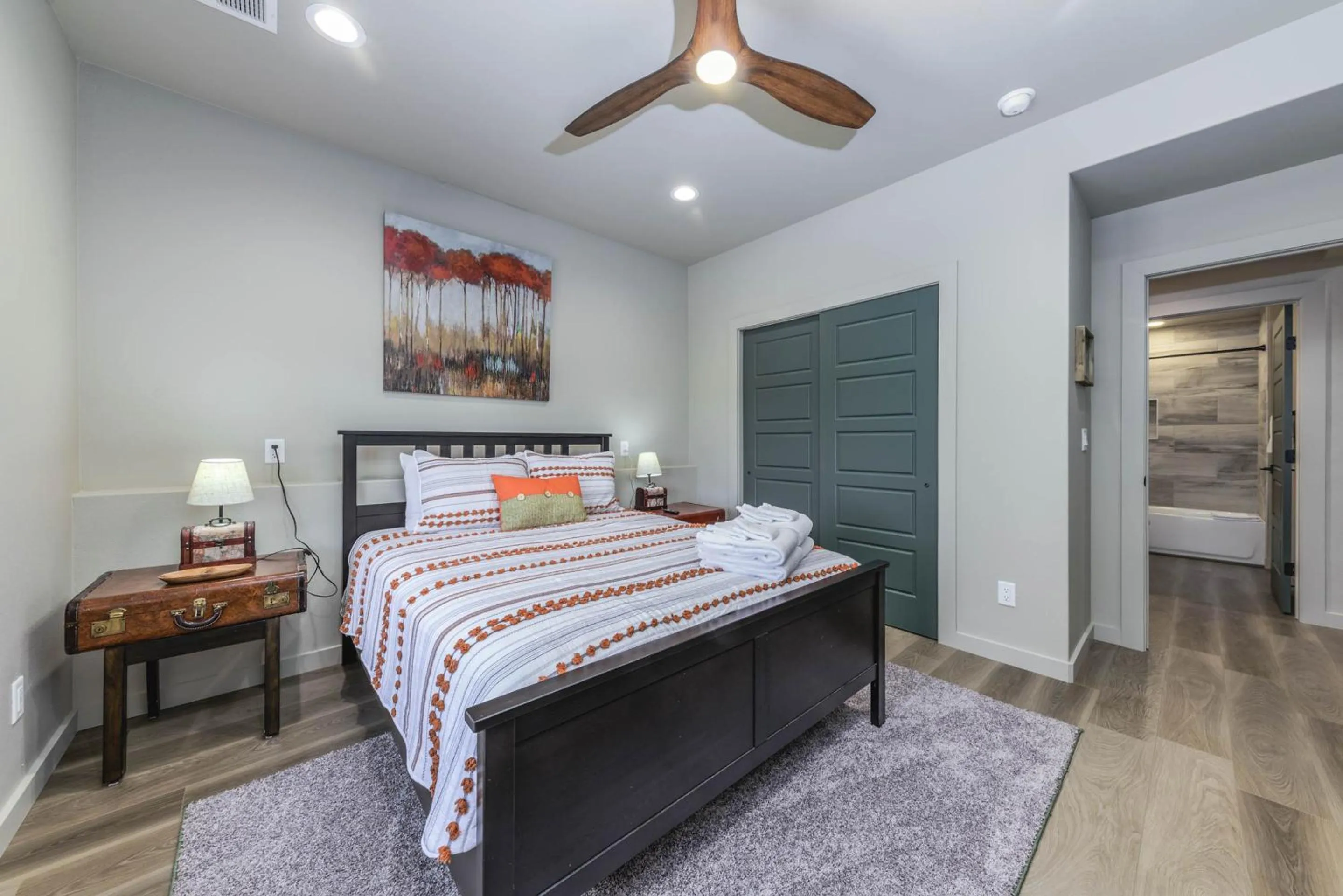 Property building, Bed in Viewtopia