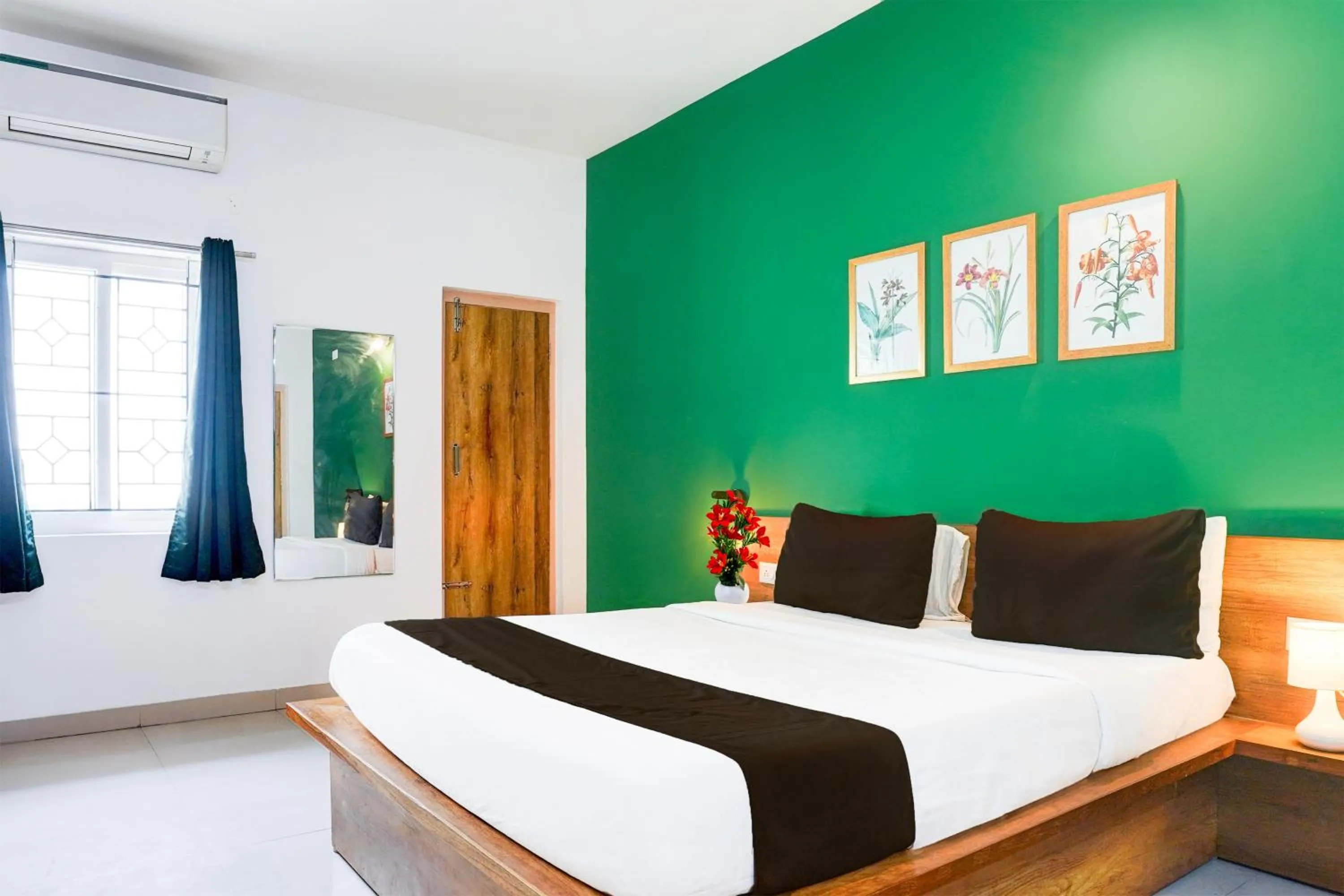 Bedroom, Bed in Super Collection O Sarjapura Road Kasavanahalli