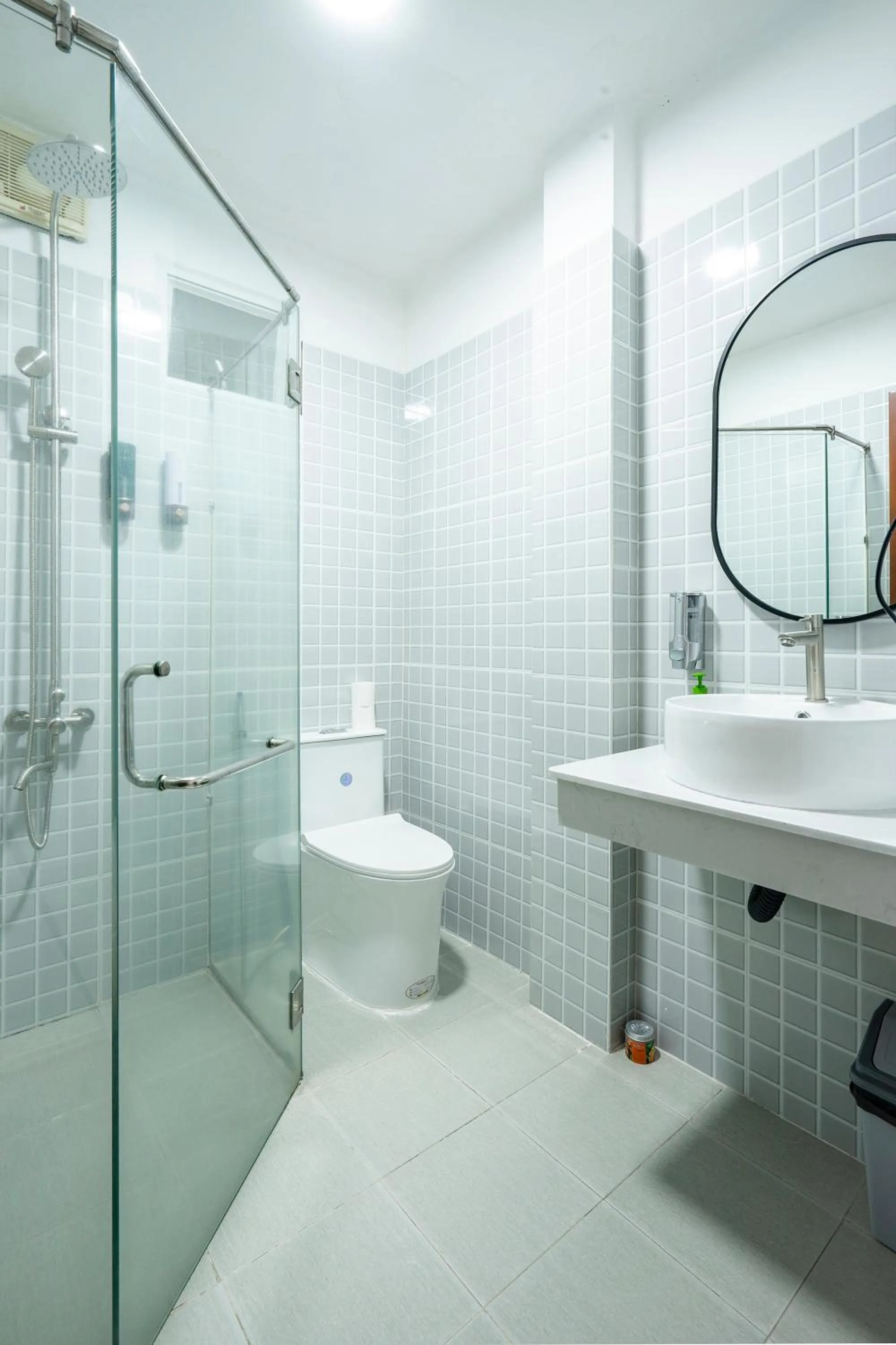 Shower in SAZI Church View Home - Free Nails HairWash