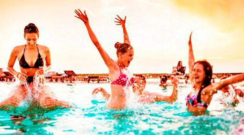 People in Villa Boutique Experience