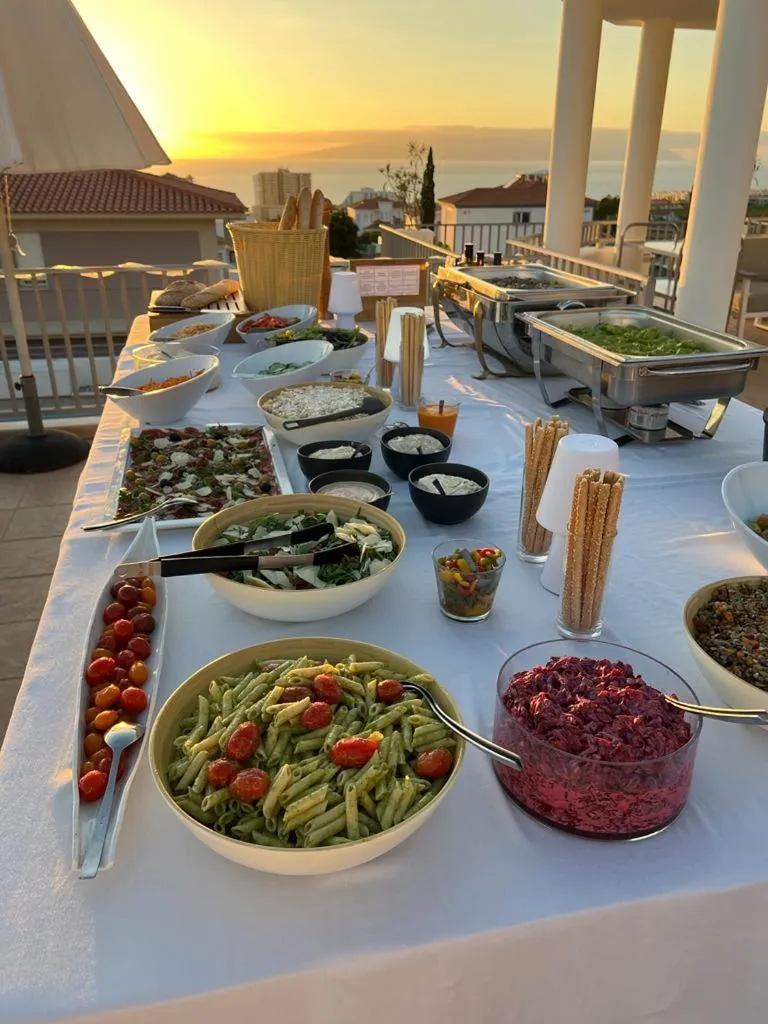 Food and drinks in Villa Boutique Experience