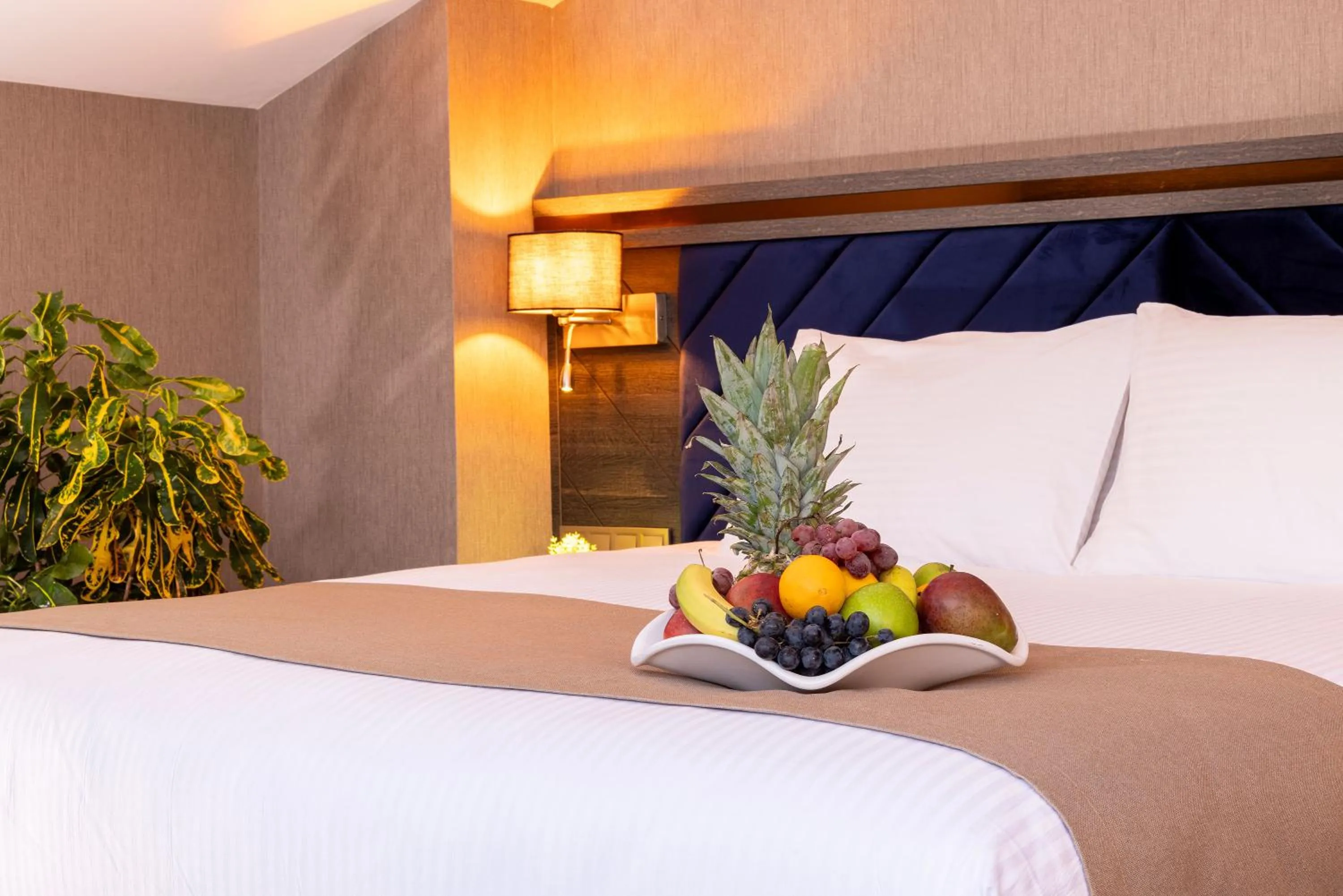 Bedroom, Bed in WestDoor Hotel