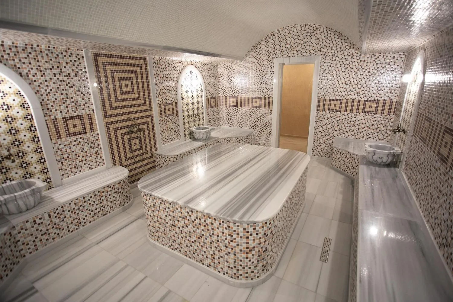 Public Bath, Spa/Wellness in The Diamond Hotel Baku