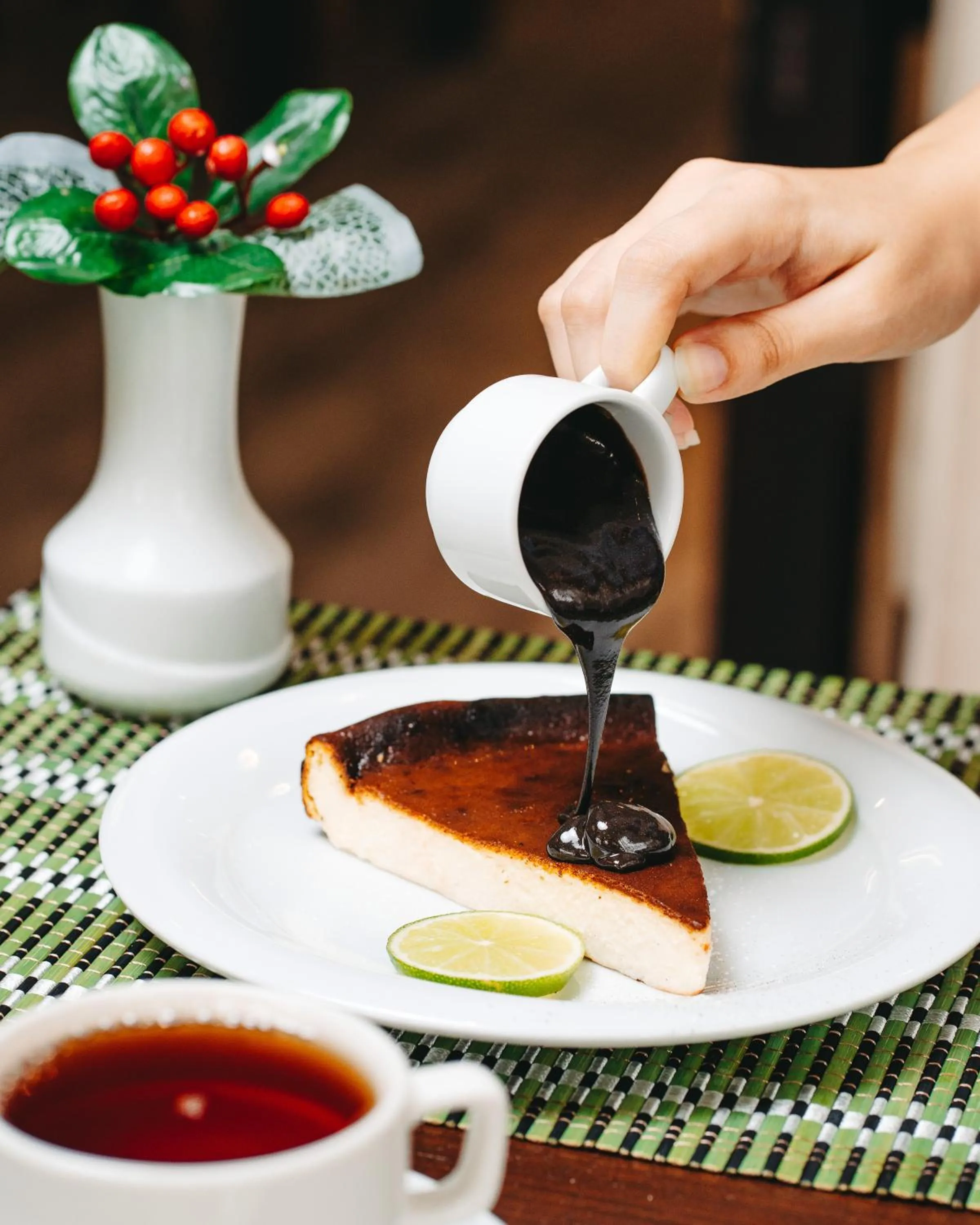 Restaurant/places to eat in The Diamond Hotel Baku