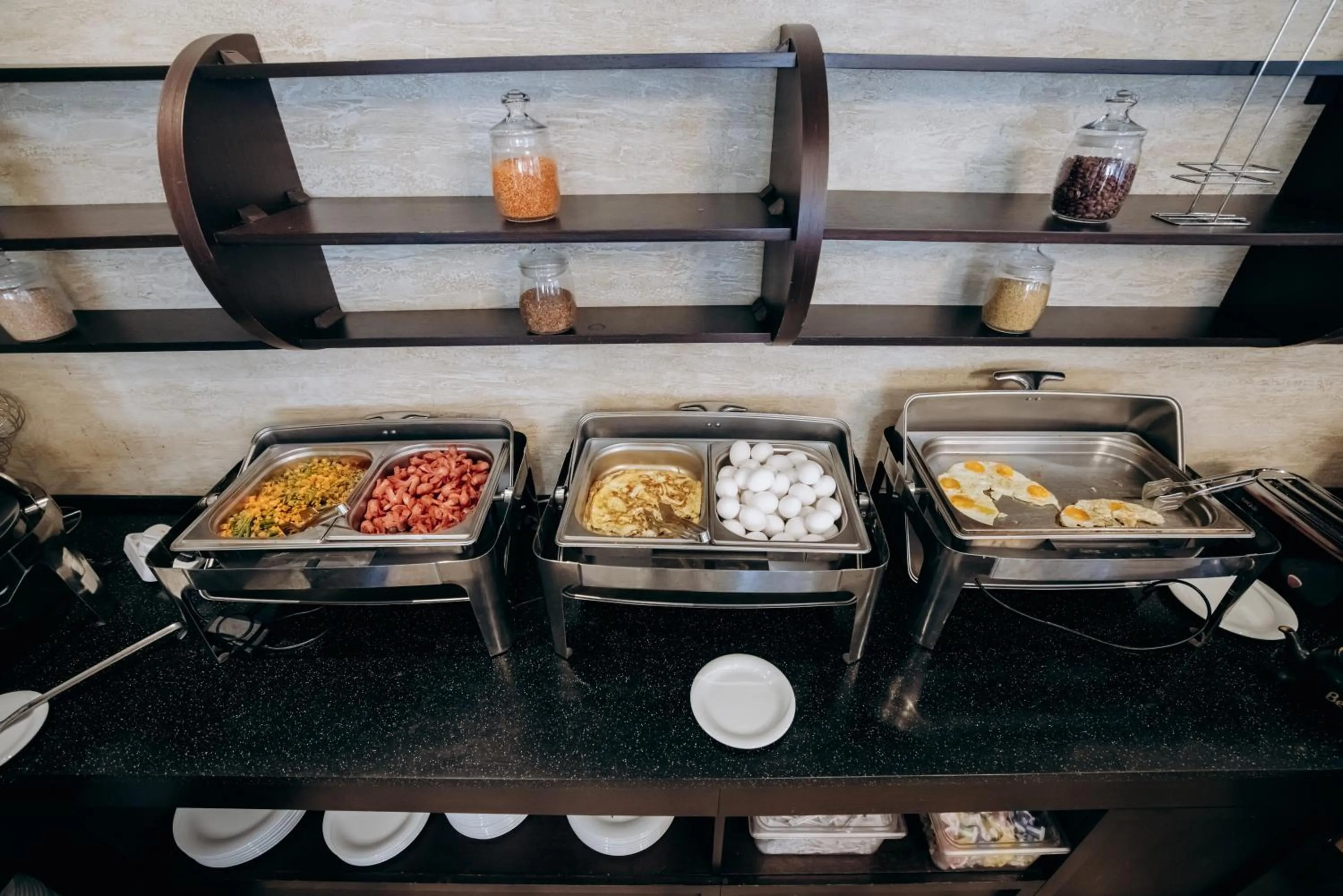 Food in The Diamond Hotel Baku