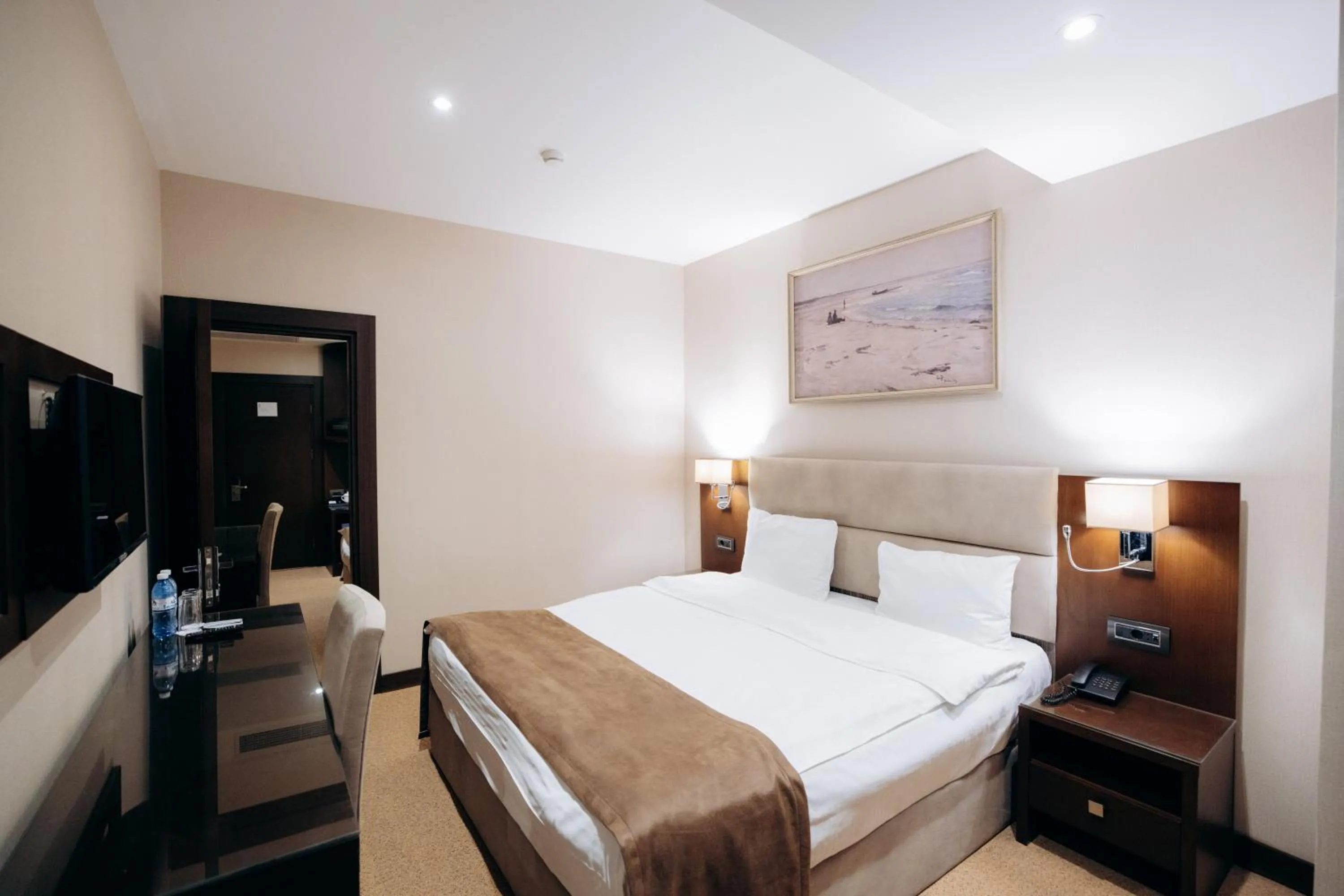 Bed in The Diamond Hotel Baku