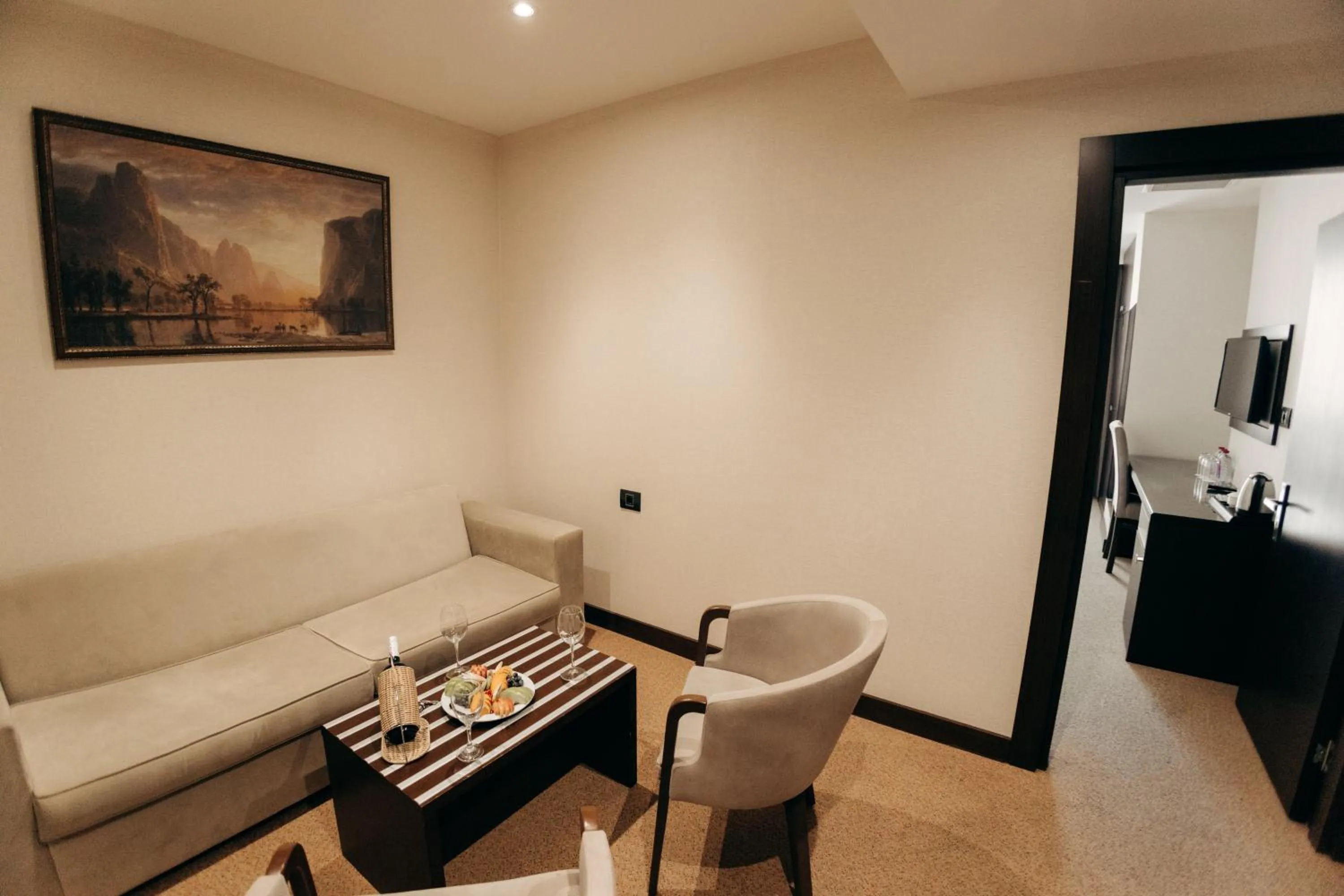 Living room, Seating Area in The Diamond Hotel Baku