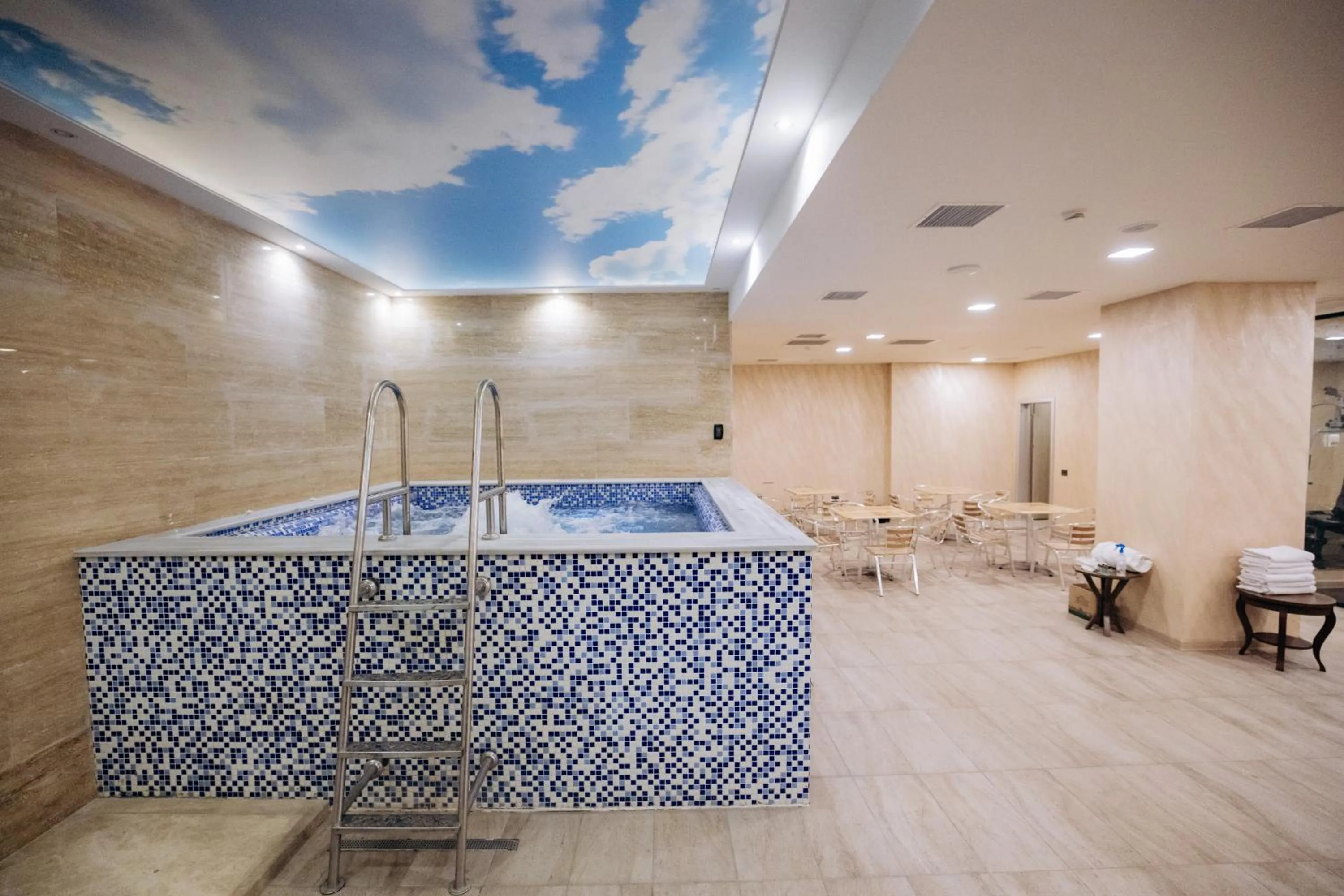 Pool view, Swimming Pool in The Diamond Hotel Baku