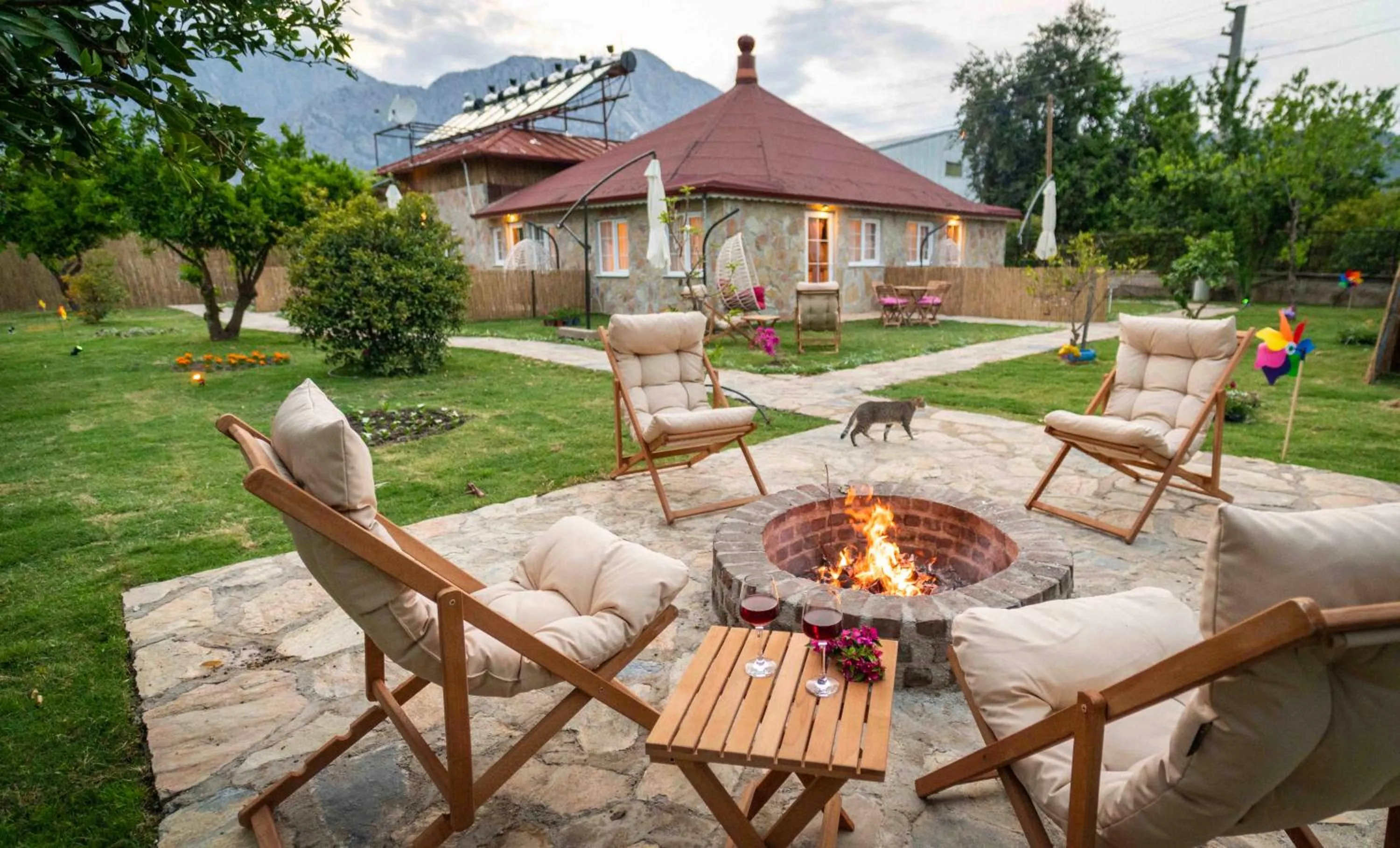 Garden in Kamkat Otel