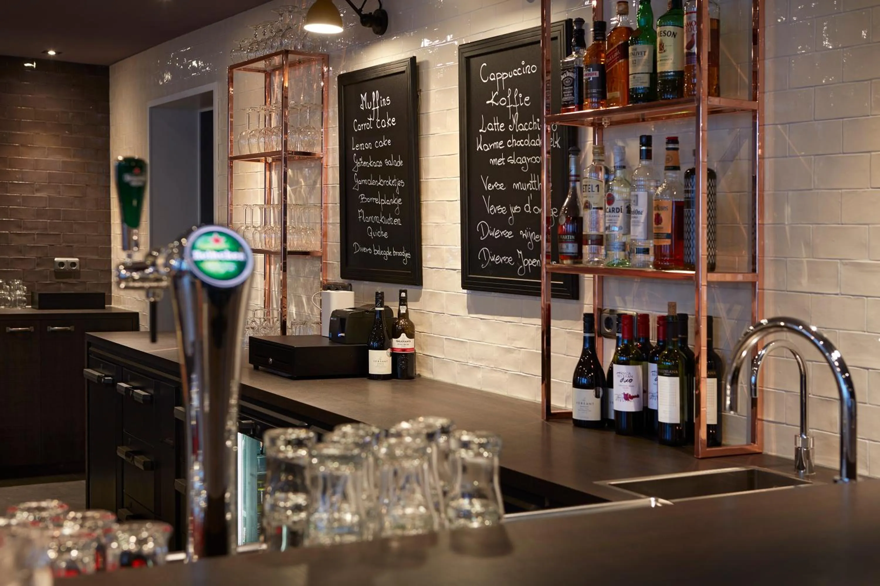 Lounge or bar in Hotel Lion D'Or