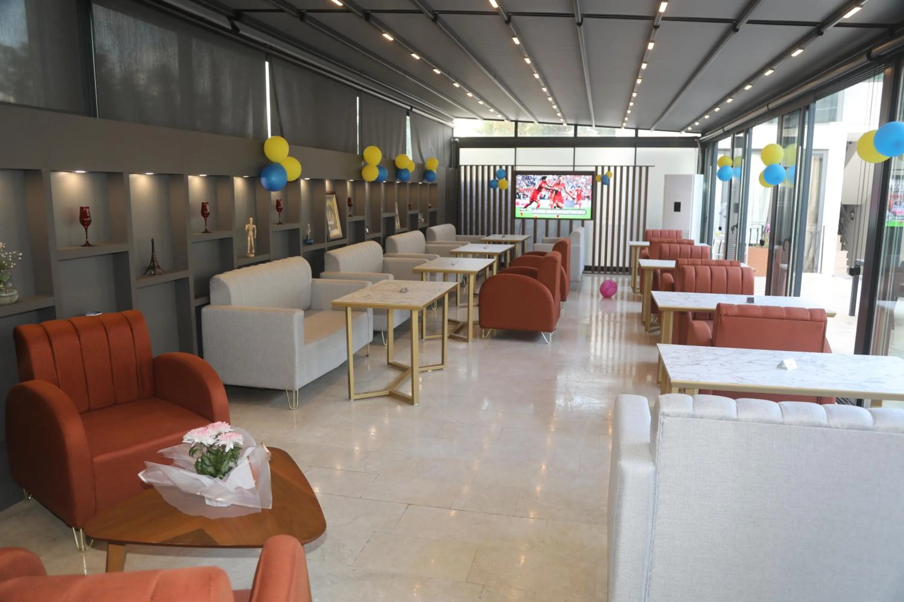 Restaurant/places to eat in Del Mare Park