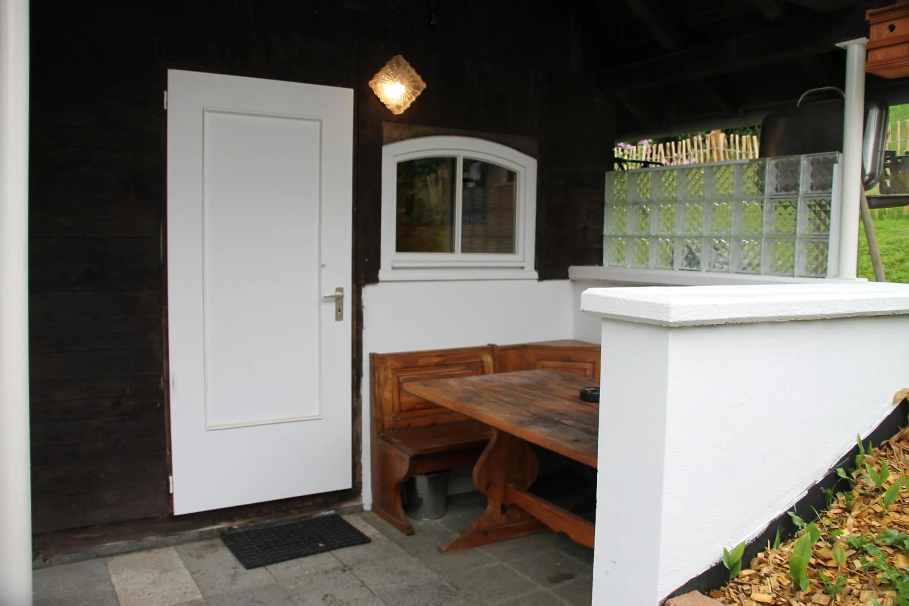 Garden in Ferienhaus Winterberg für 12 Personen Sauna Garten Garage Hund