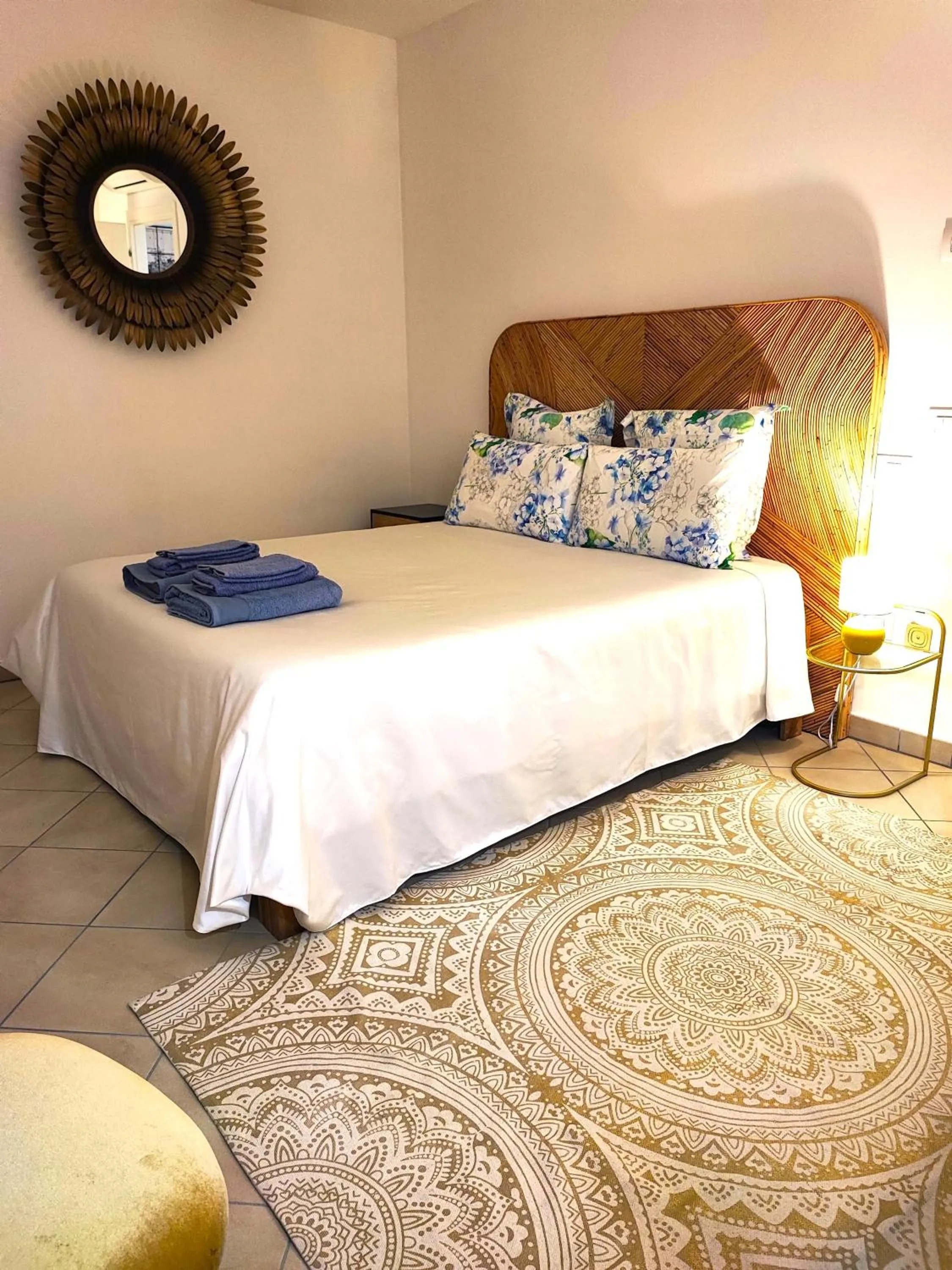 Bed in Il Melograno Apartment (Centro Storico Prato)