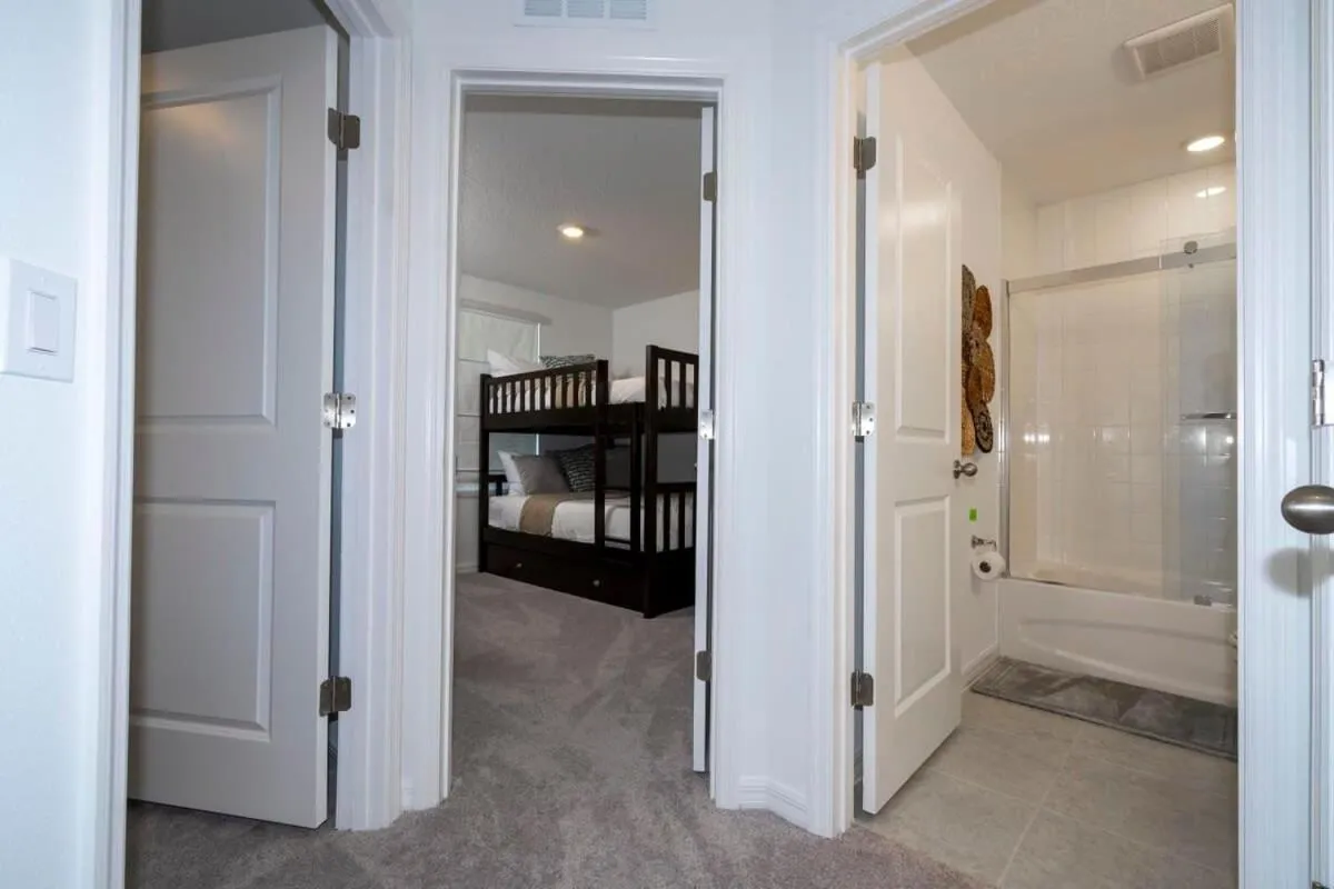 Charming 3Bd Close to Disney at Festival 1026