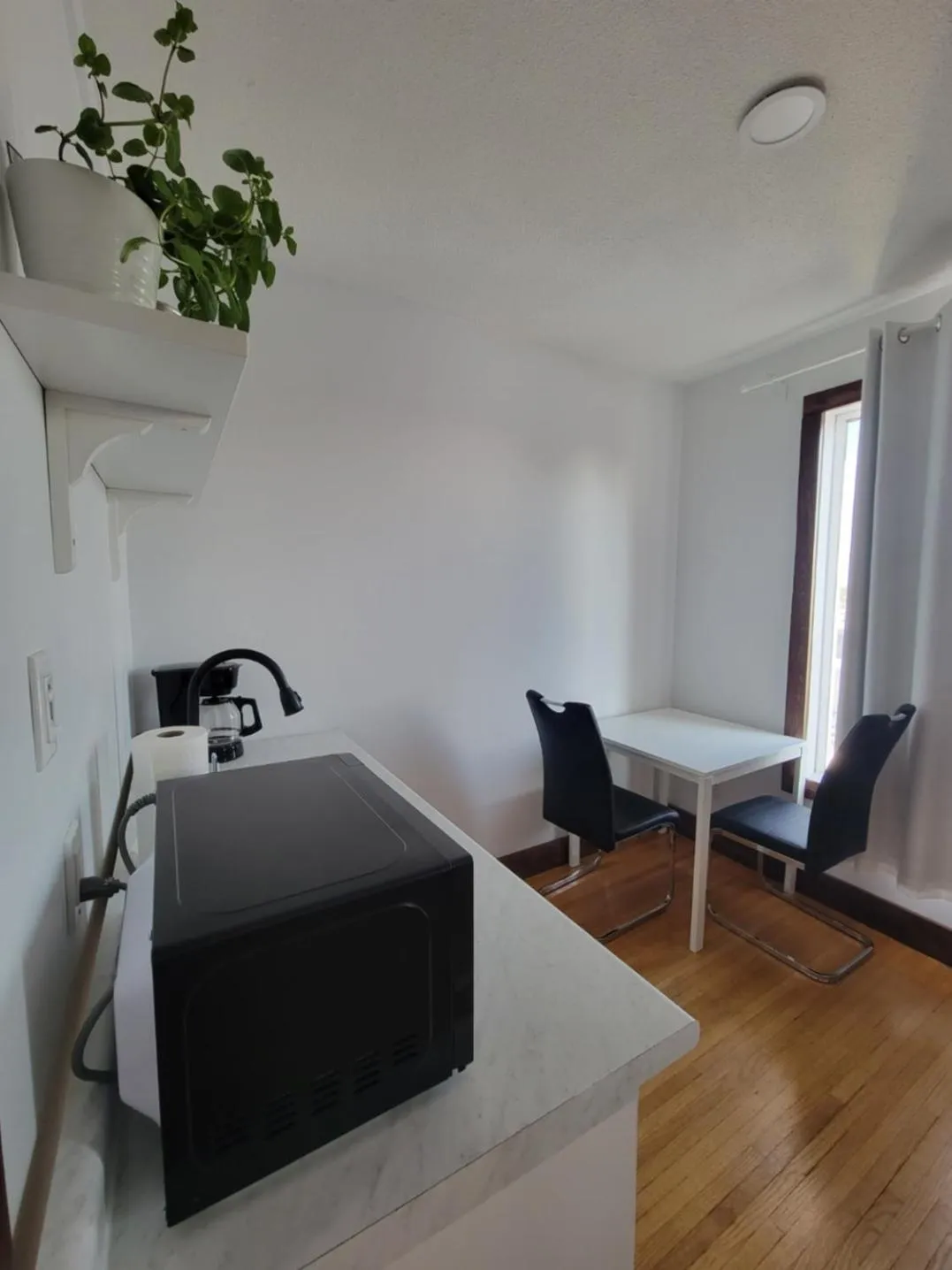 Coffee/tea facilities in Stone House Kenora