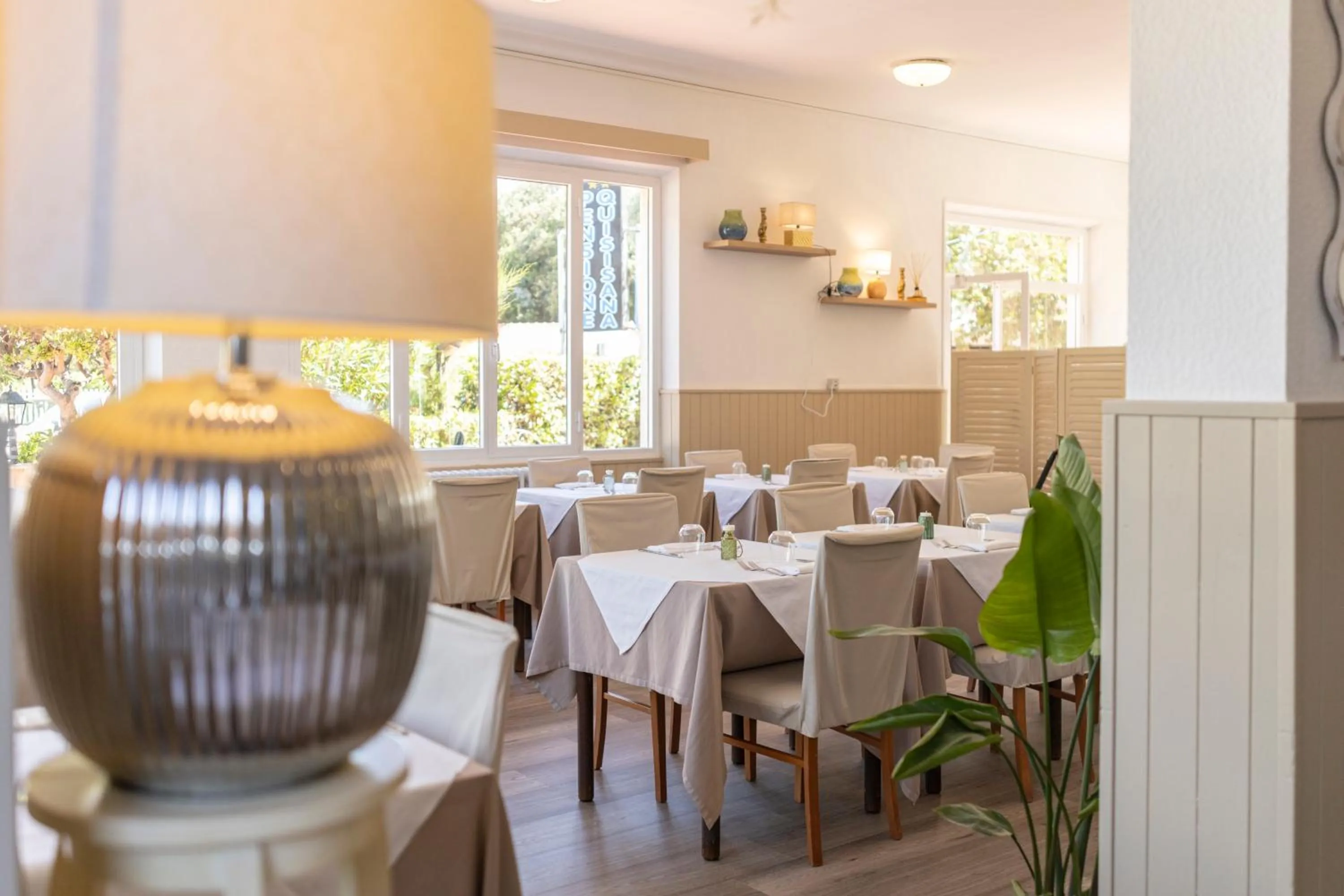 Restaurant/places to eat in Hotel Quisisana