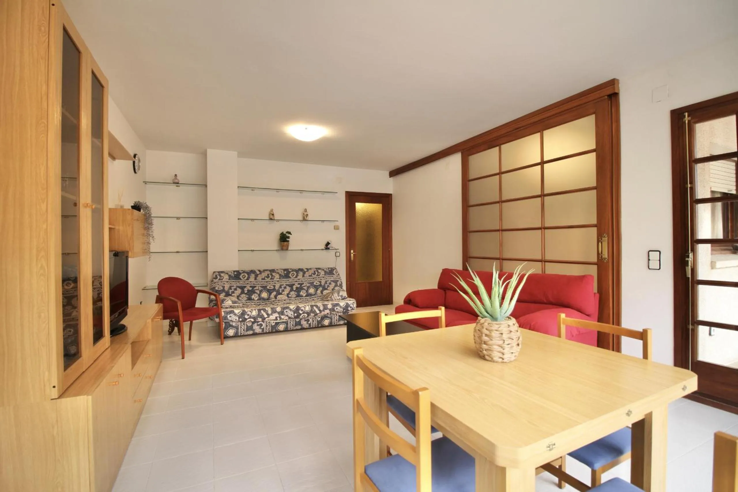 Dining area in Mediterranean Way - Anguera