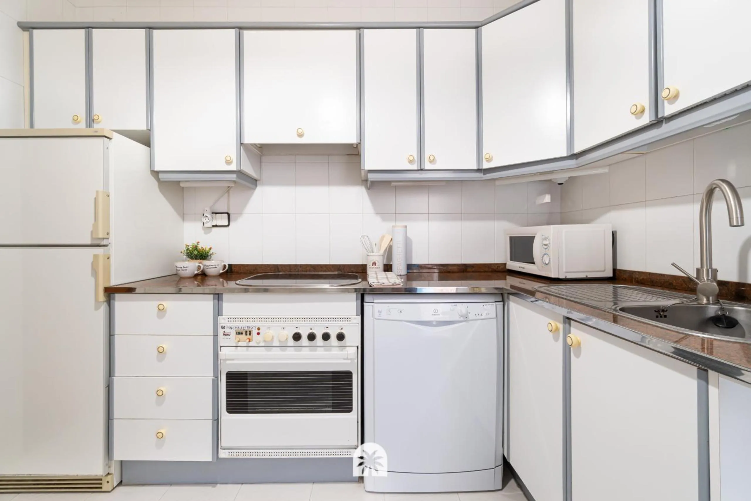 Kitchen or kitchenette in Mediterranean Way - Anguera