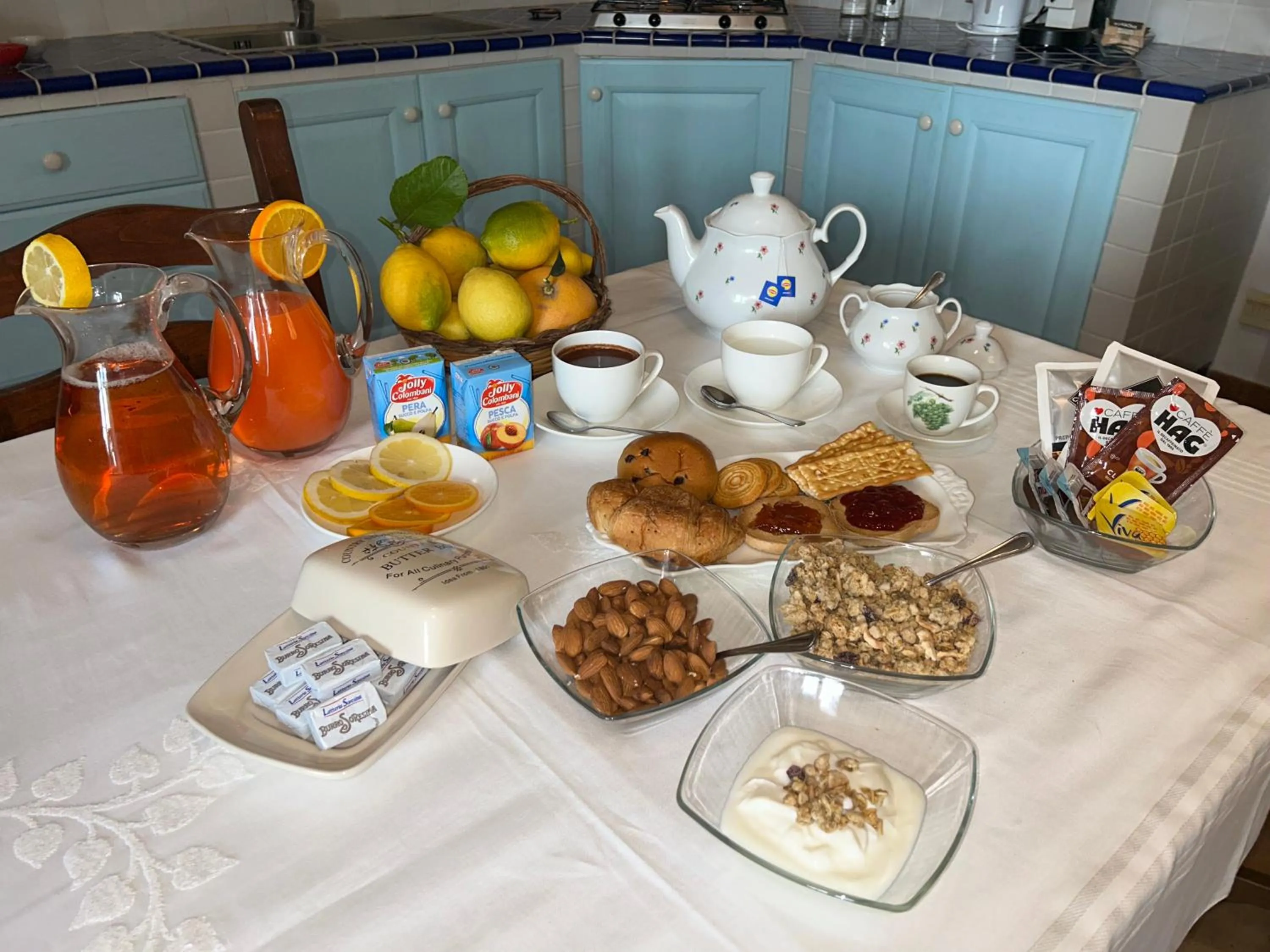 Breakfast in Torre Archirafi Resort