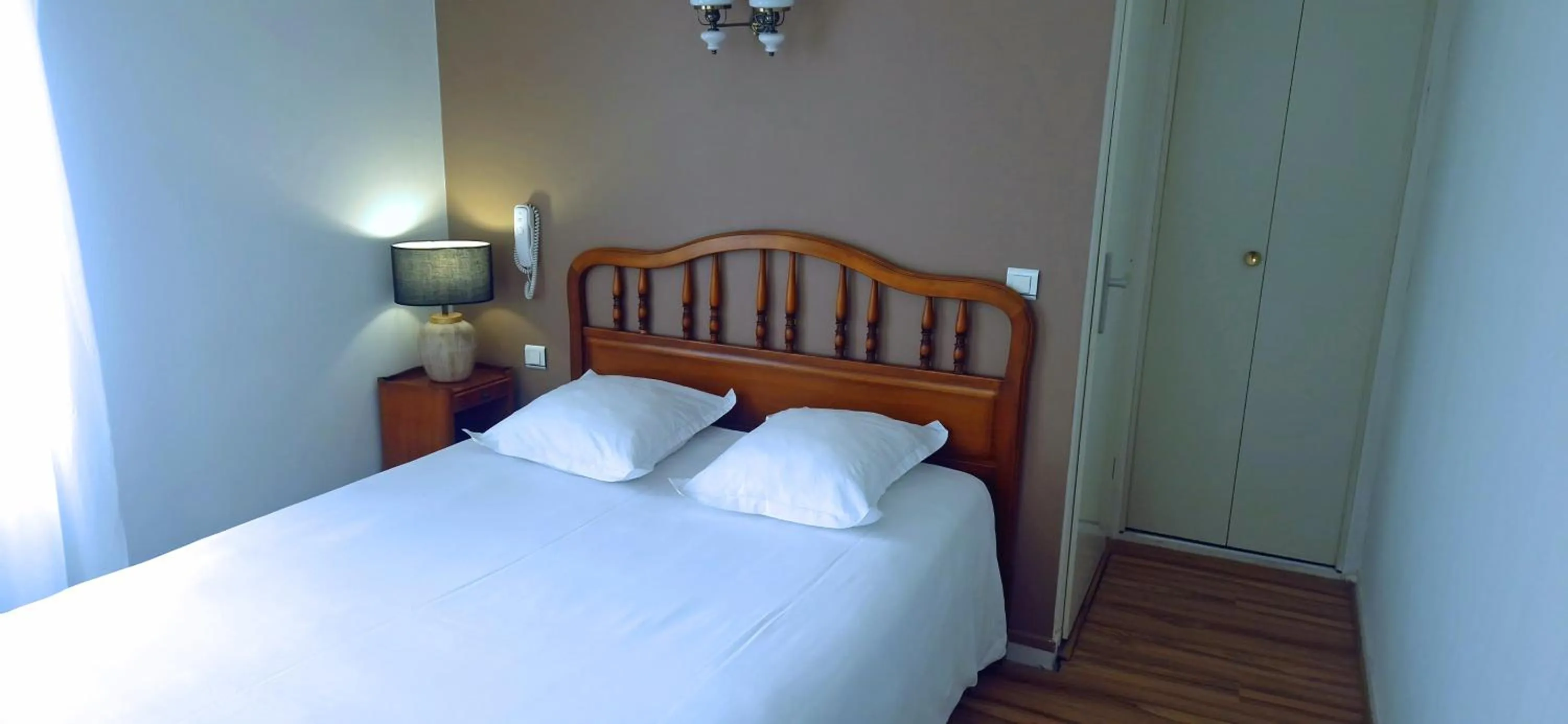 Photo of the whole room, Bed in Beau Rivage