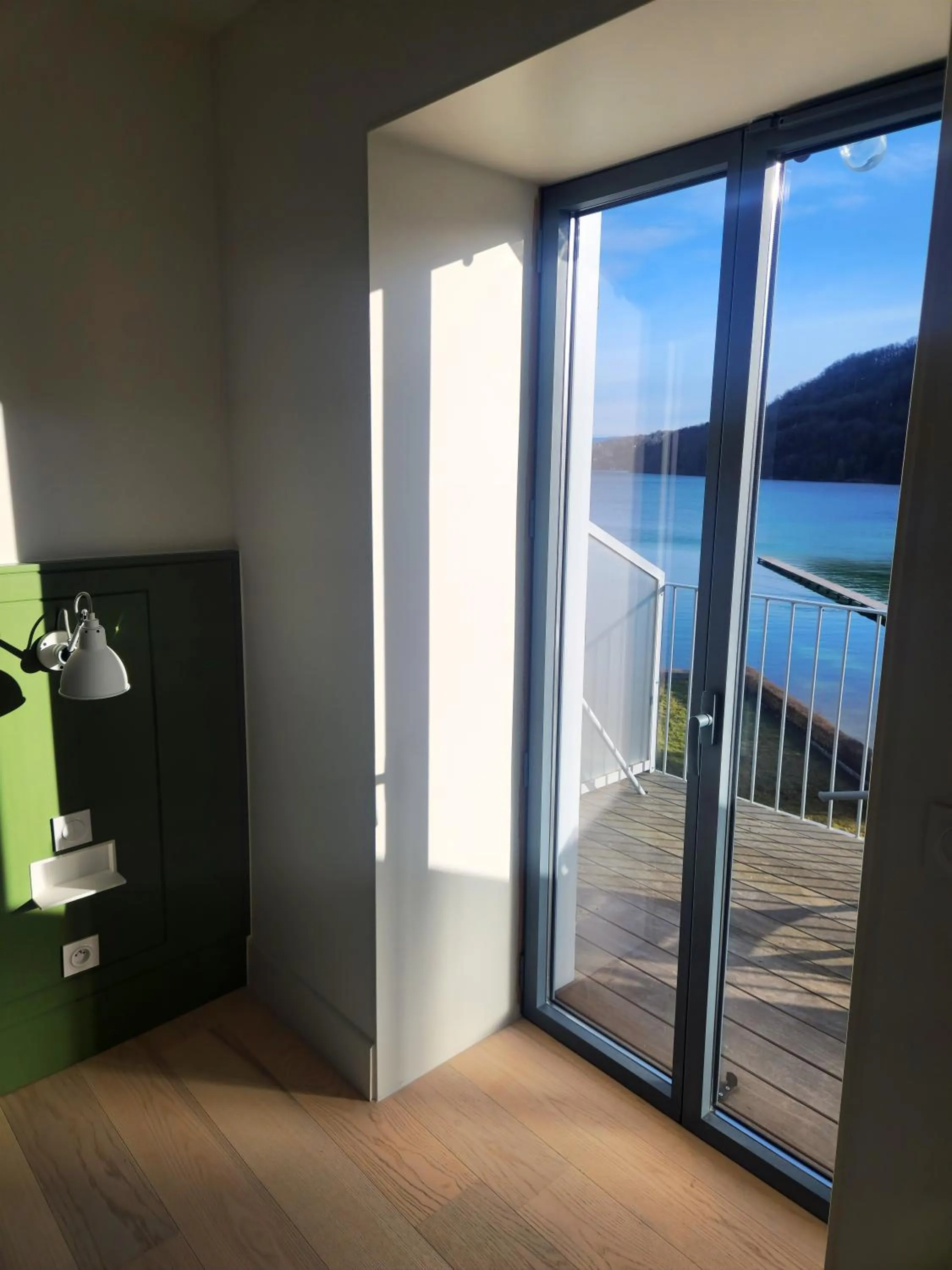 Lake view in Beau Rivage