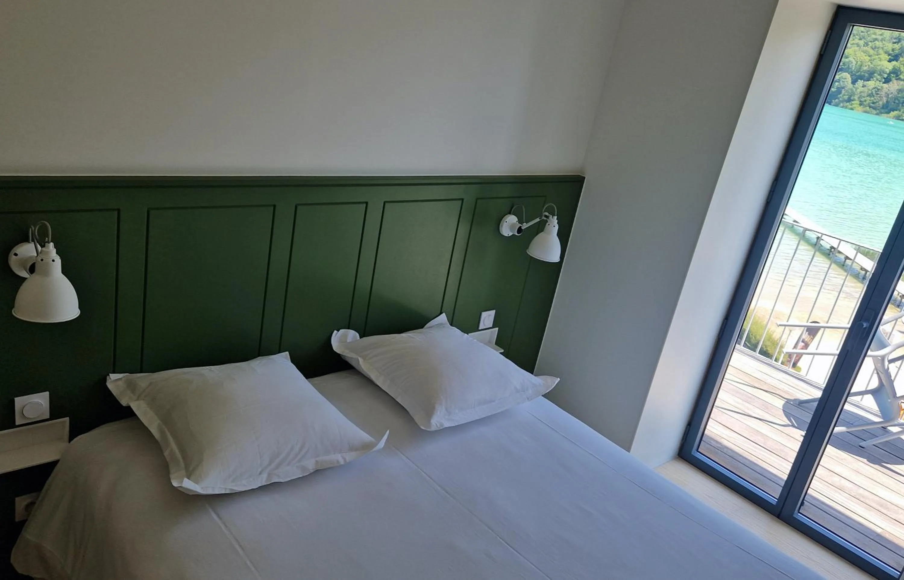 Photo of the whole room, Bed in Beau Rivage