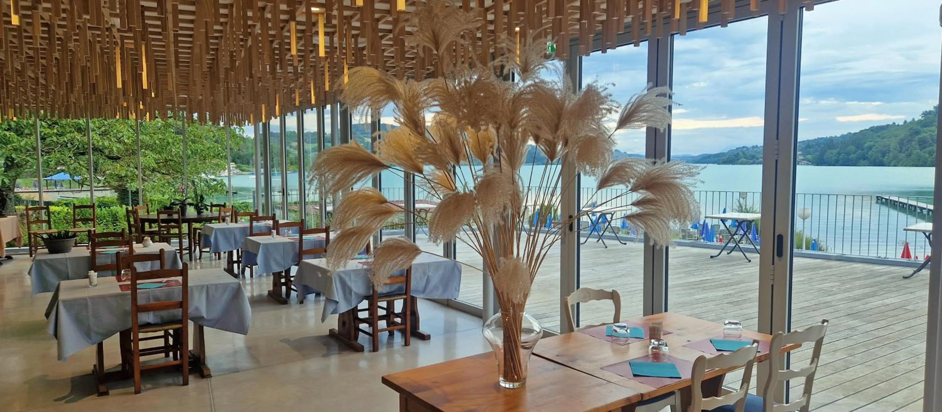 Buffet breakfast in Beau Rivage