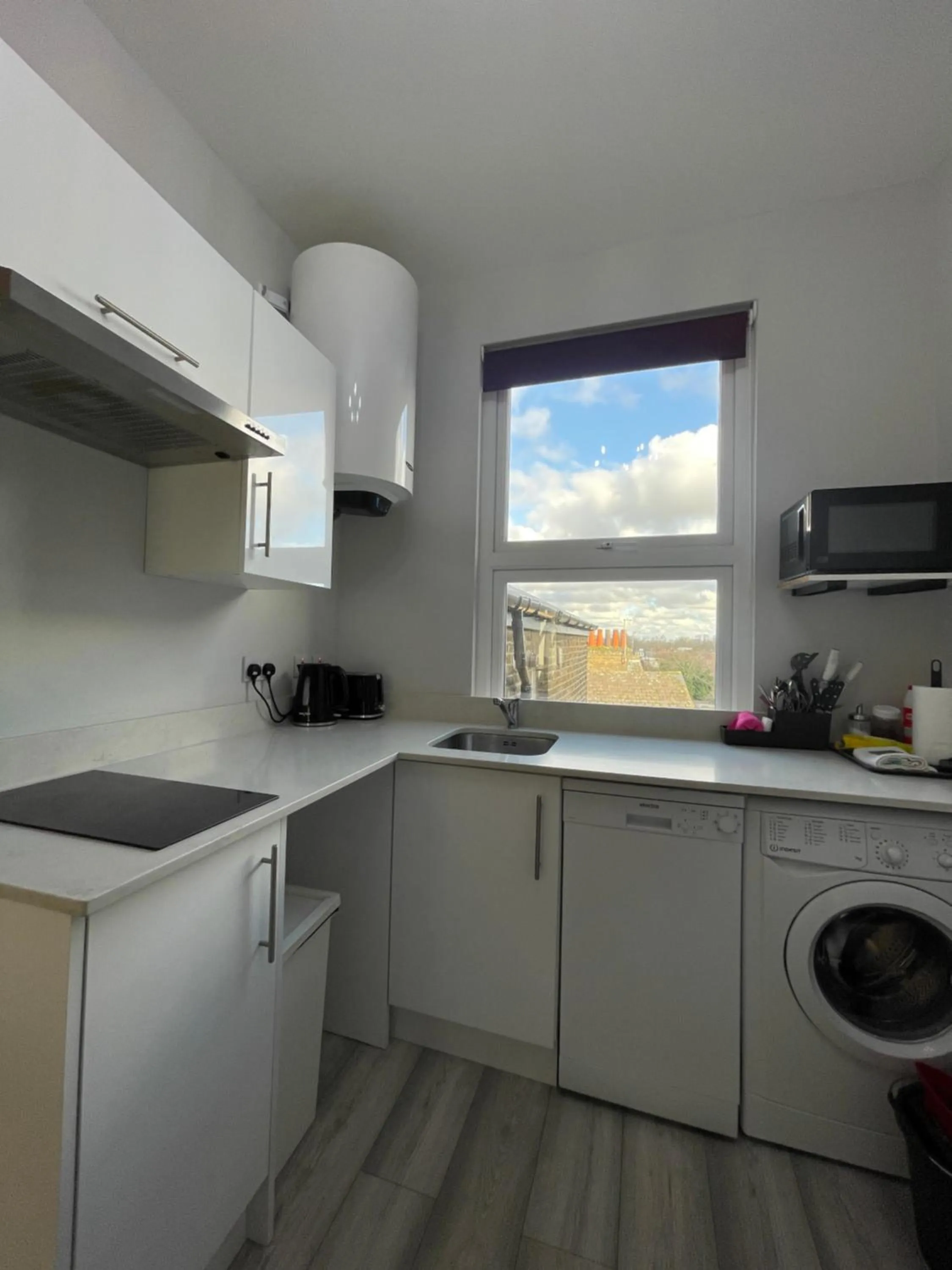 Coffee/tea facilities in Chamberlayne Inn