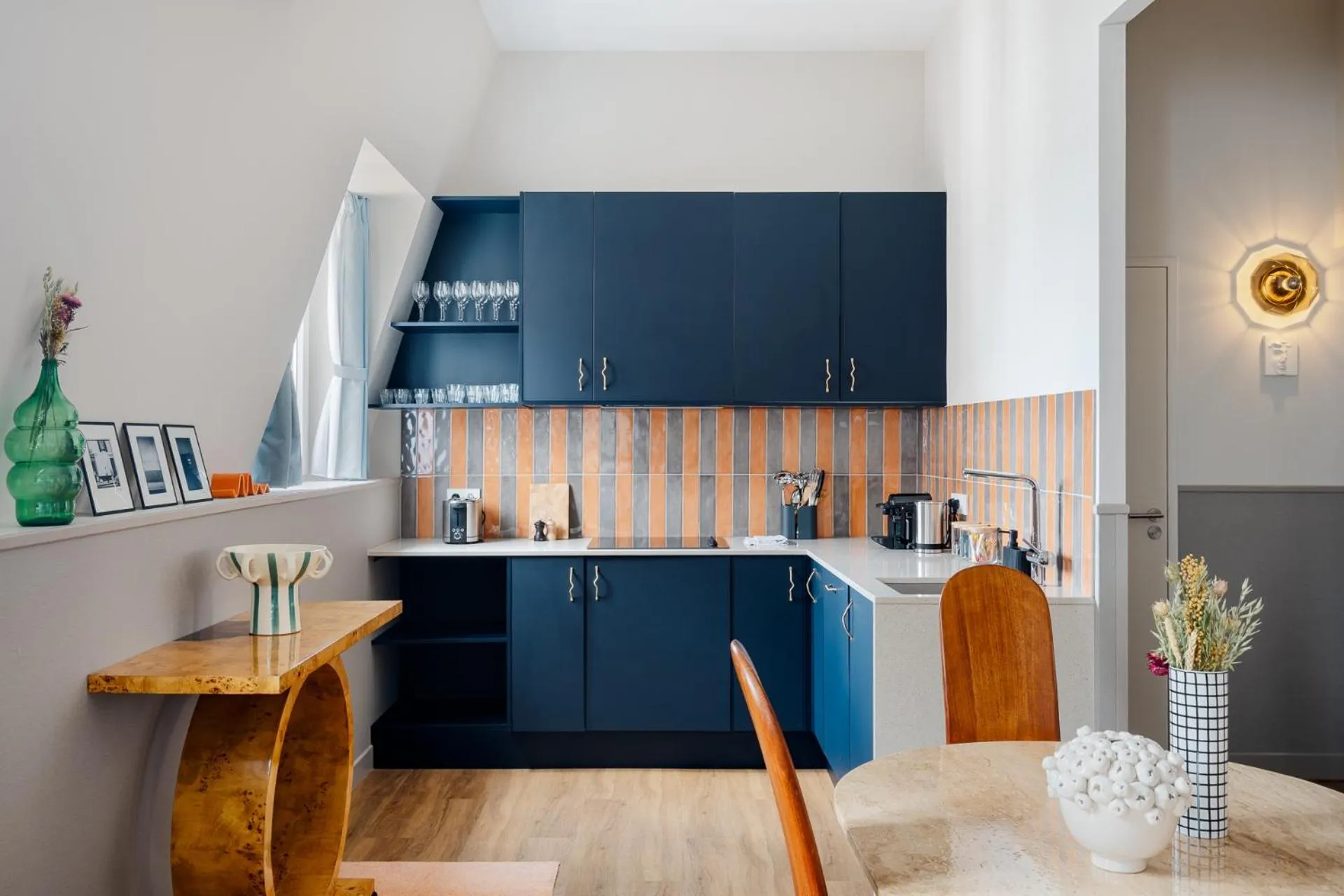 Coffee/tea facilities in Edgar Suites Montmartre - Paul Albert