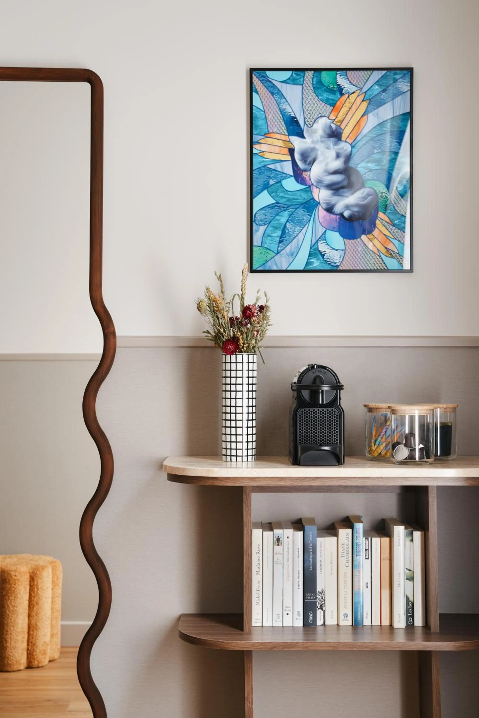 Decorative detail in Edgar Suites Montmartre - Paul Albert