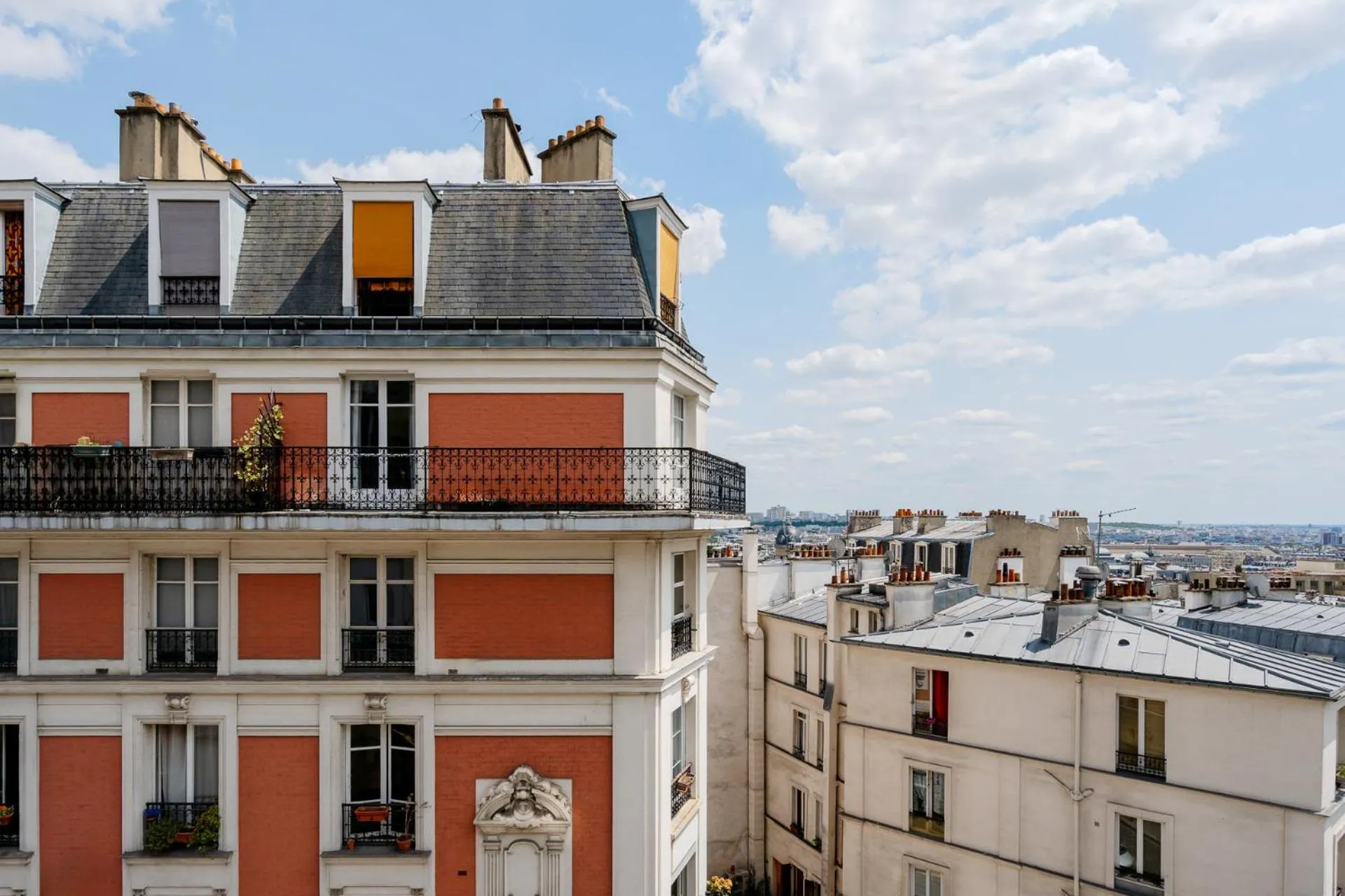 View (from property/room) in Edgar Suites Montmartre - Paul Albert