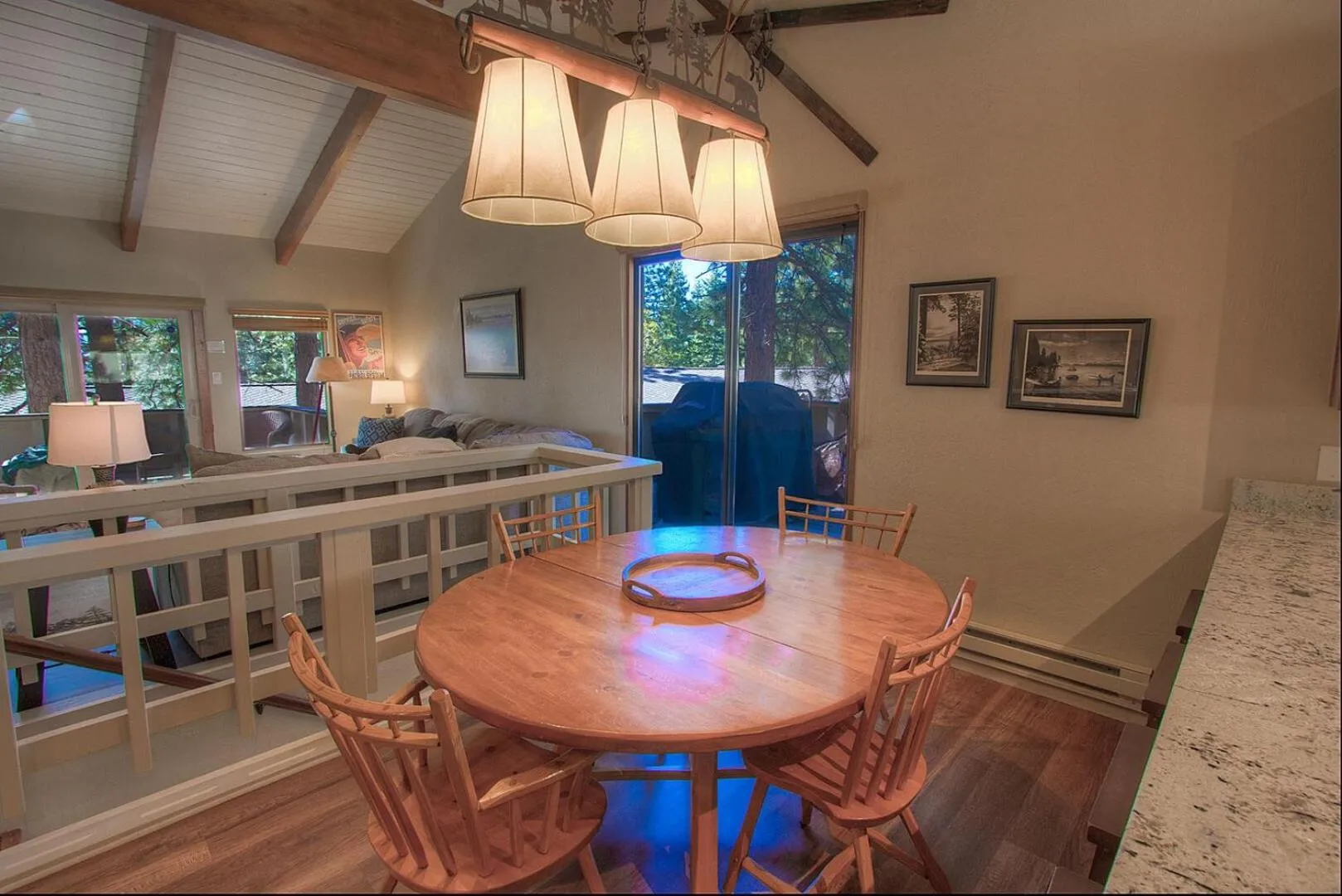 Dining area in Cozy Bear Lodge home