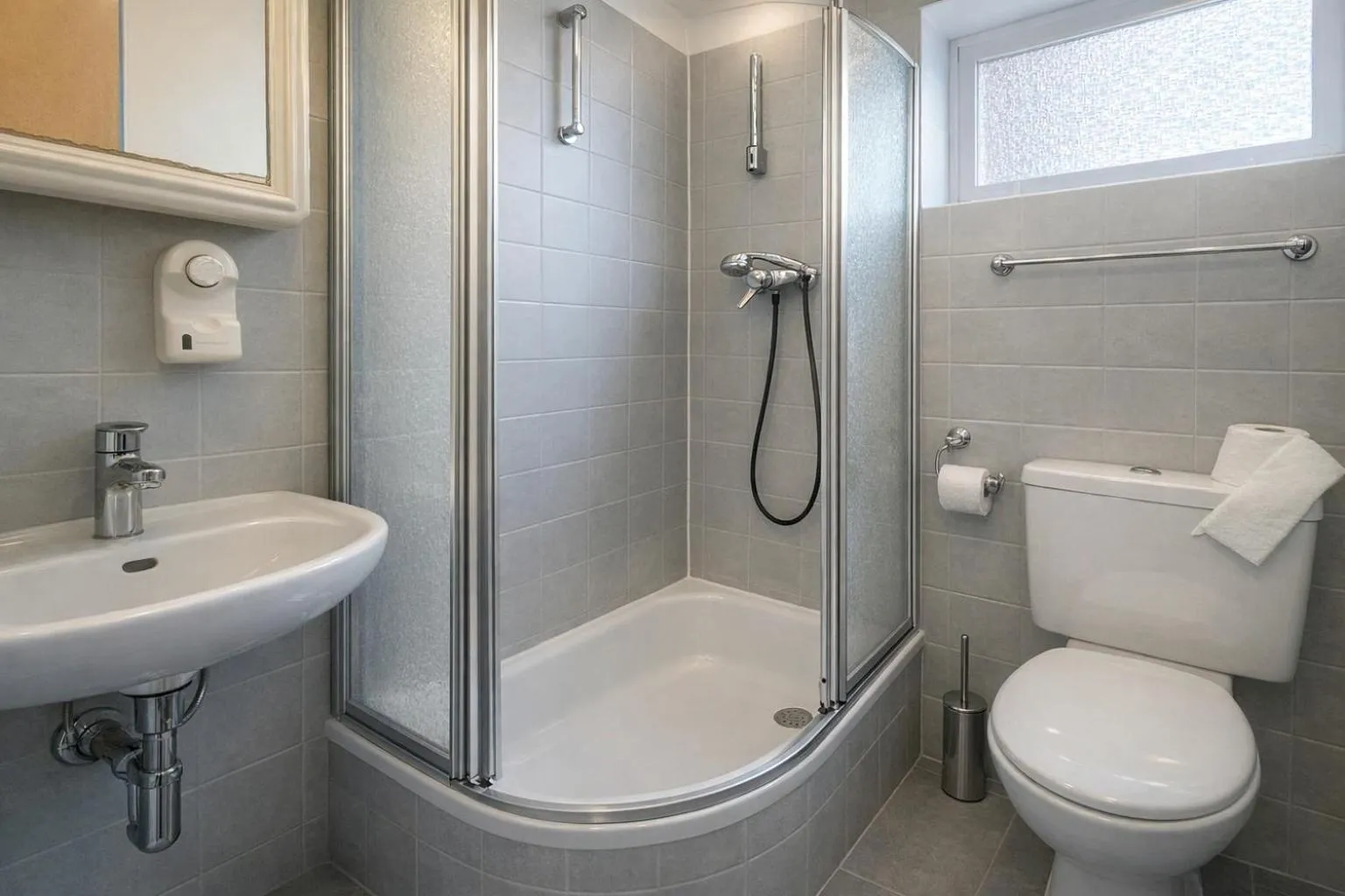 Bathroom in City Center Hotel Garni Cuxhaven