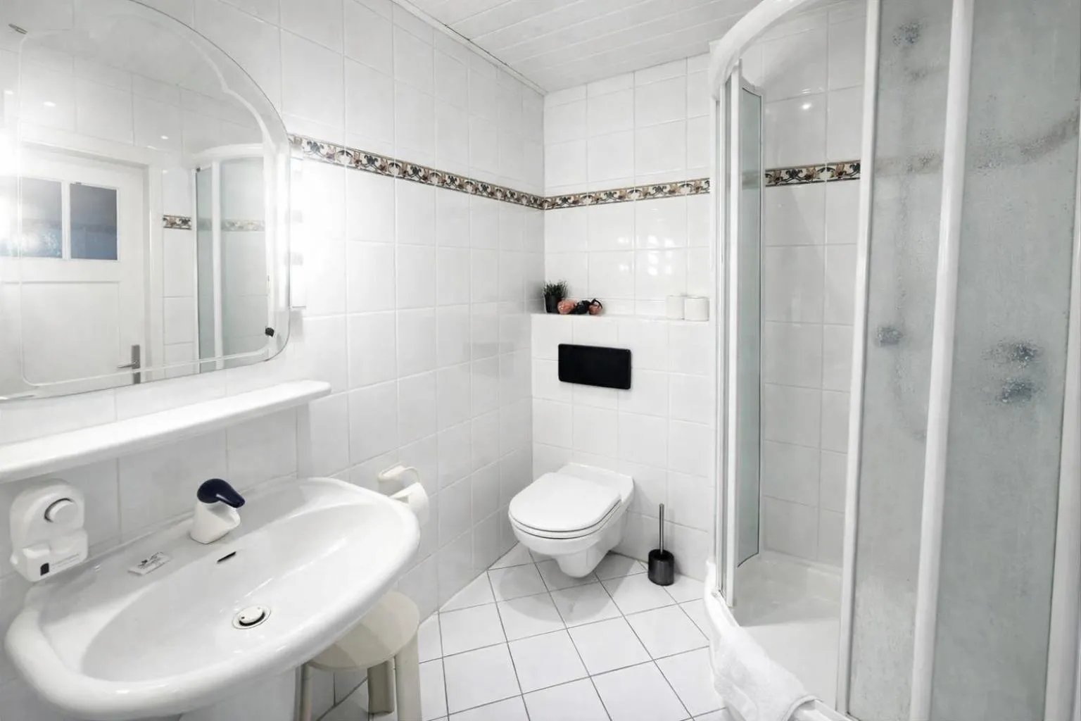 Bathroom in City Center Hotel Garni Cuxhaven