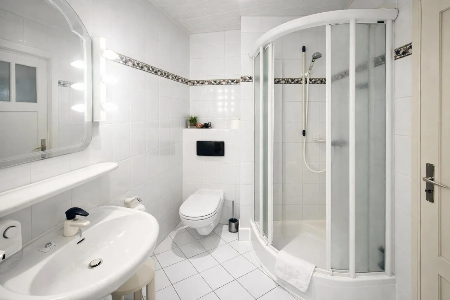 Bathroom in City Center Hotel Garni Cuxhaven