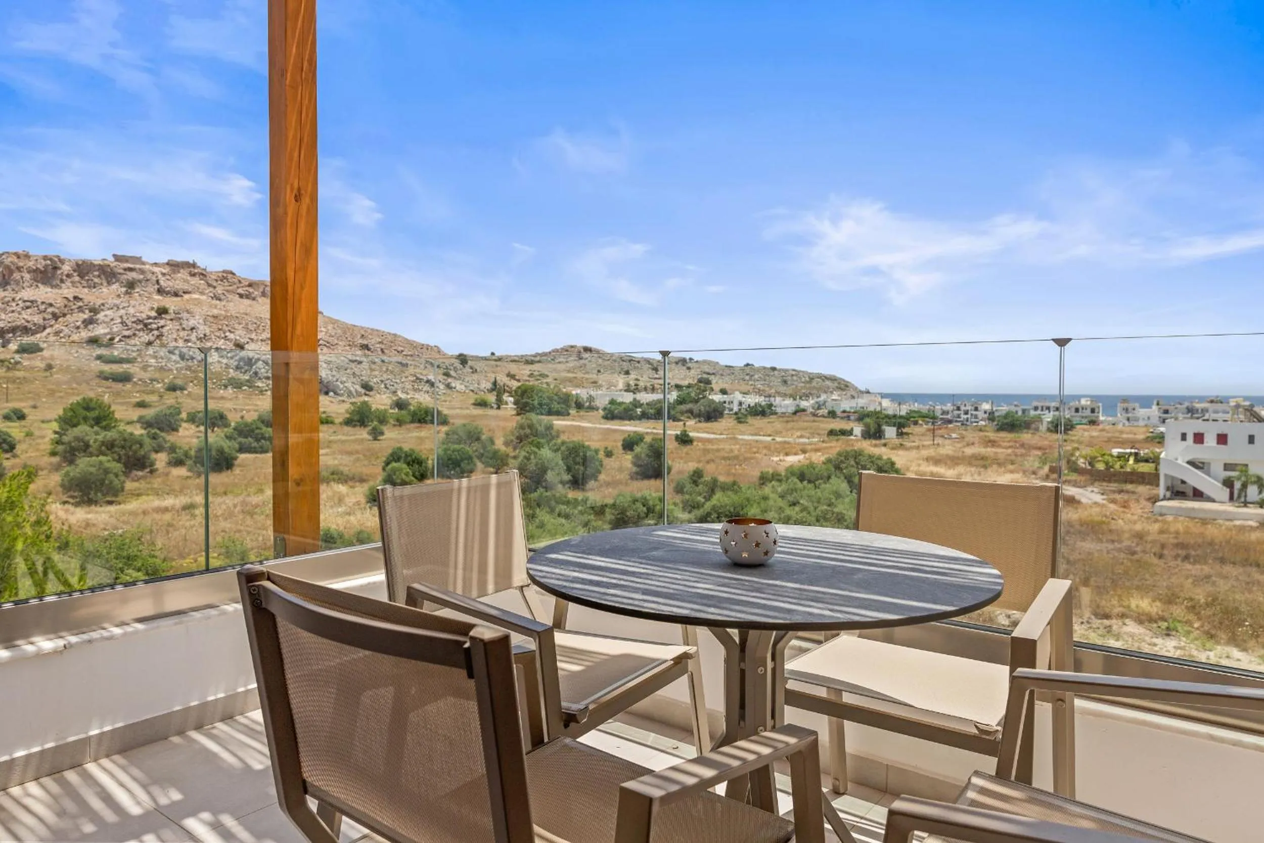 Day in KOUROS STONE SUITES