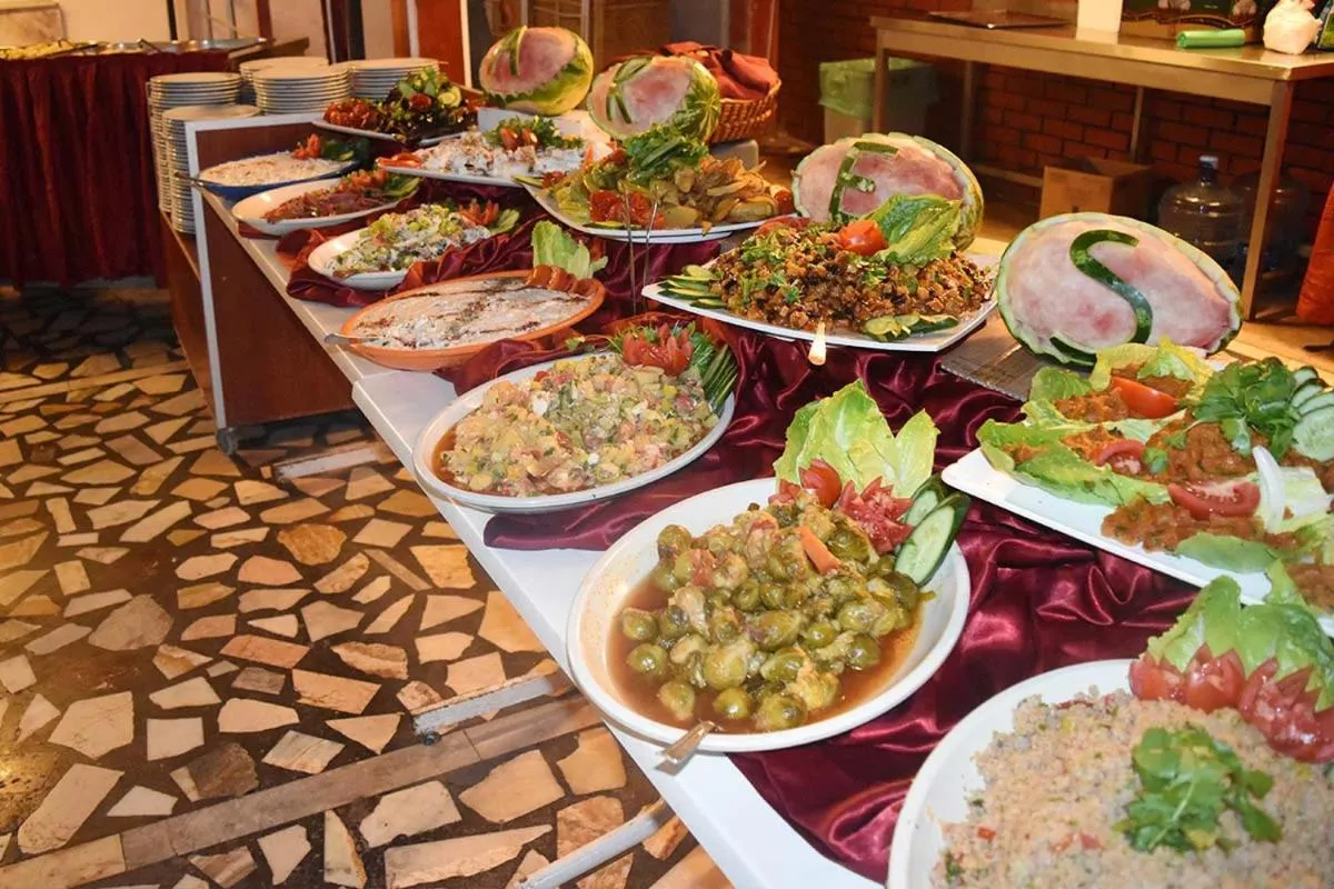 Food and drinks in Ares City Hotel