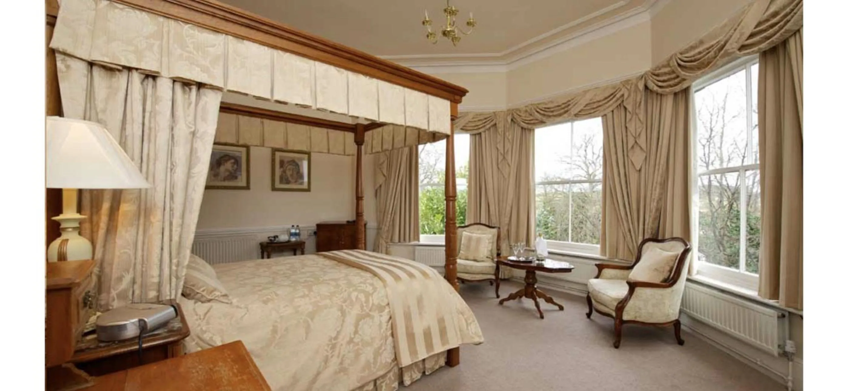 Bed in Munstone House