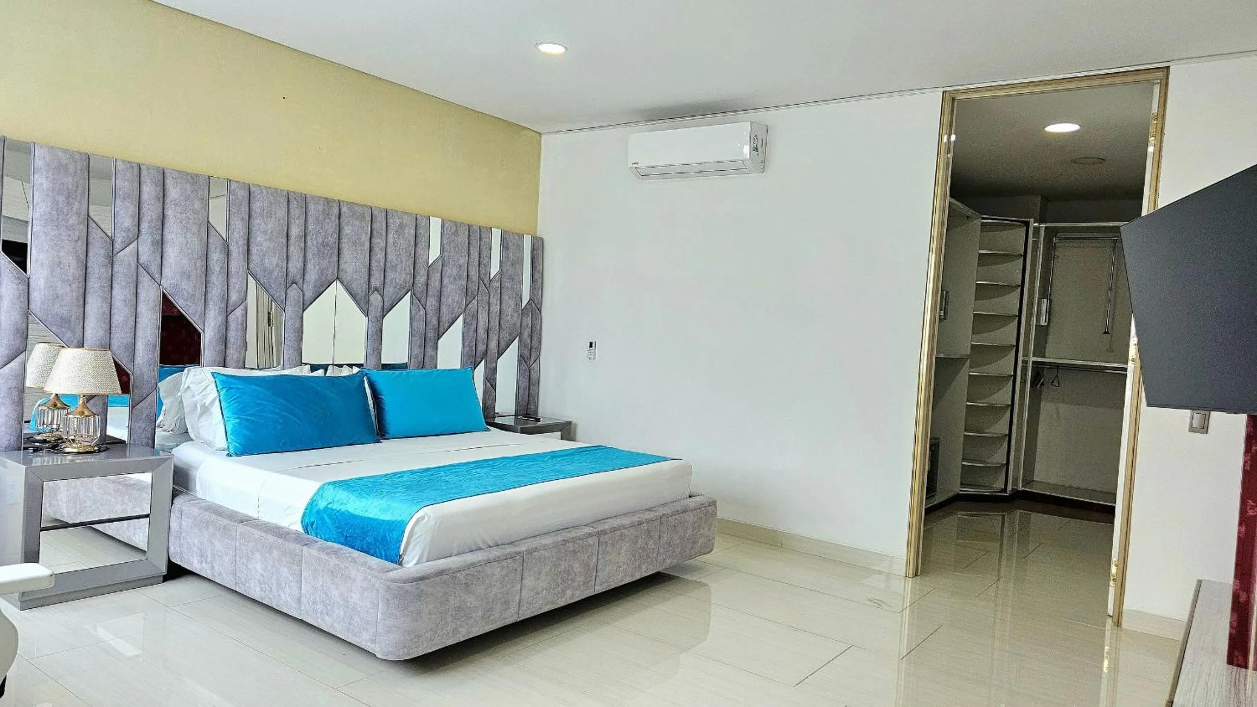 Bedroom, Bed in Hotel Lotto Boutique