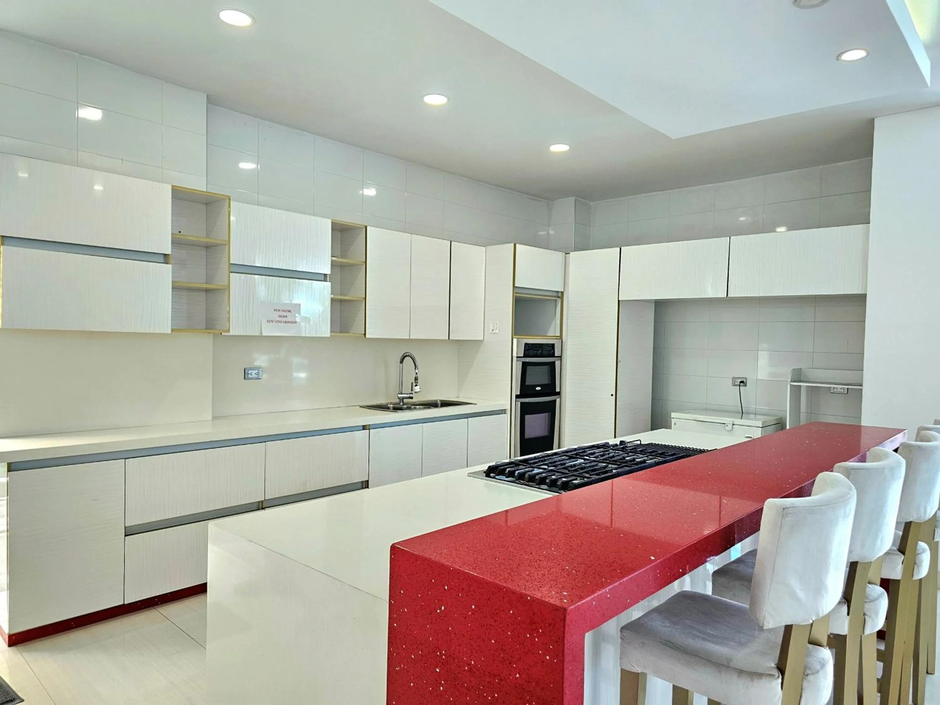 Communal kitchen in Hotel Lotto Boutique