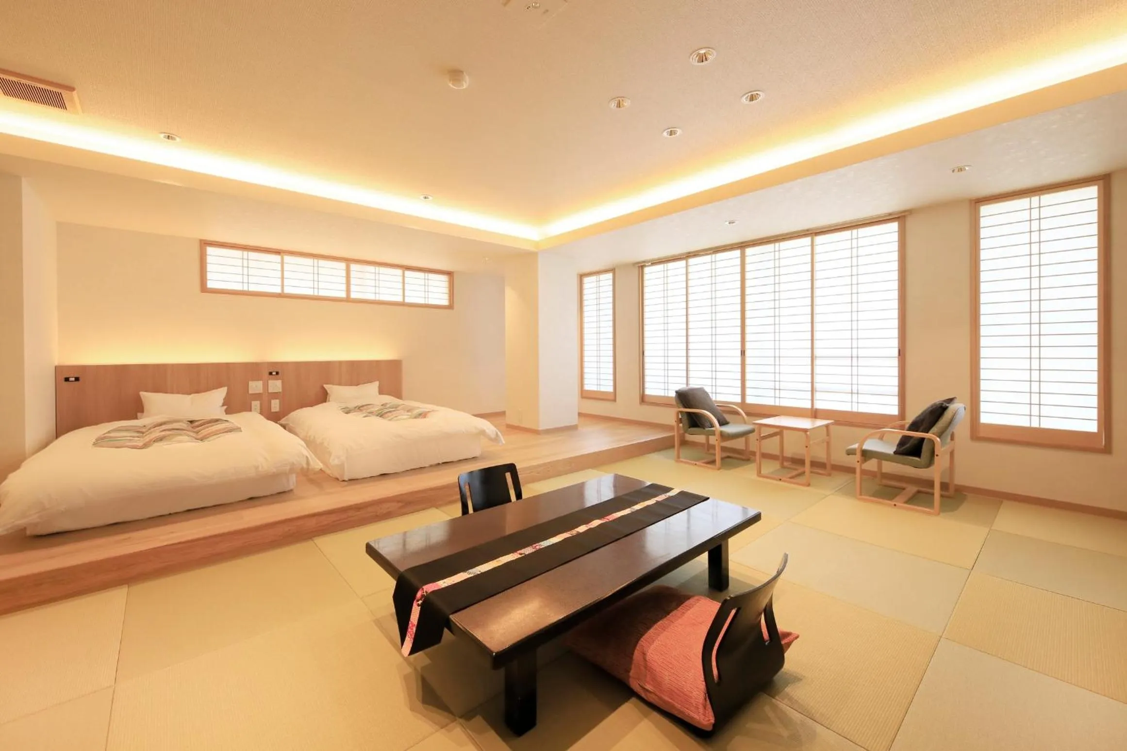 Photo of the whole room, Bed in Yuyado Mikannoki