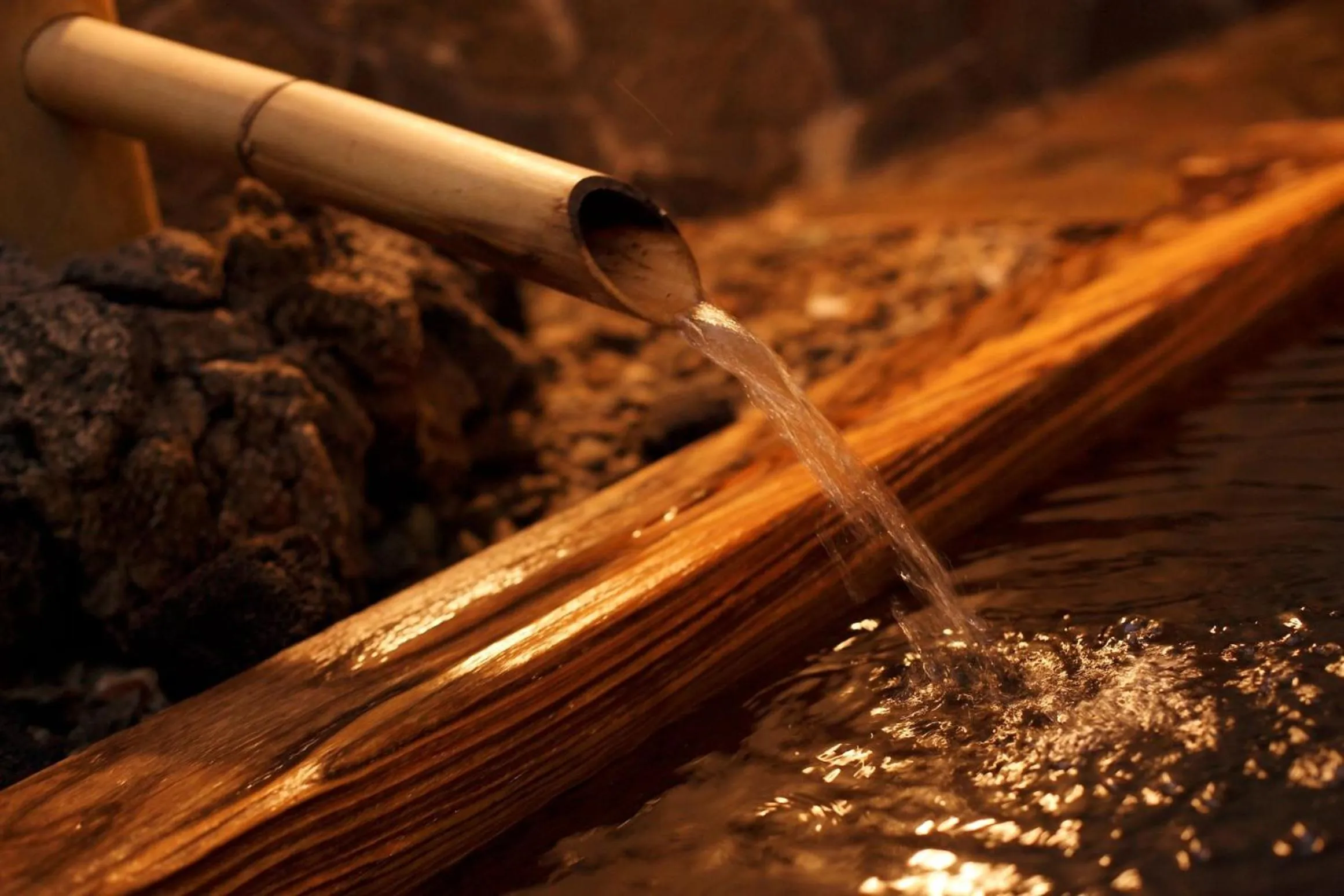 Hot Spring Bath in Yuyado Mikannoki