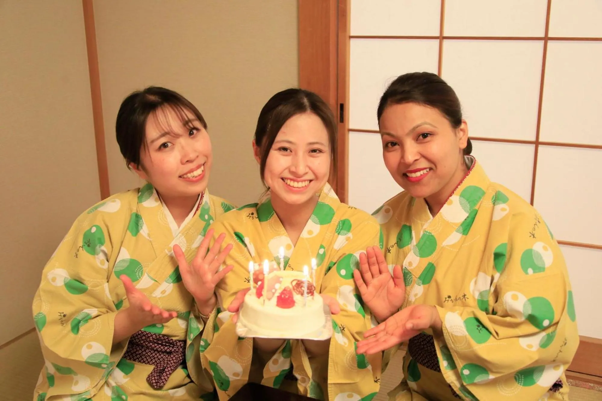 group of guests in Yuyado Mikannoki