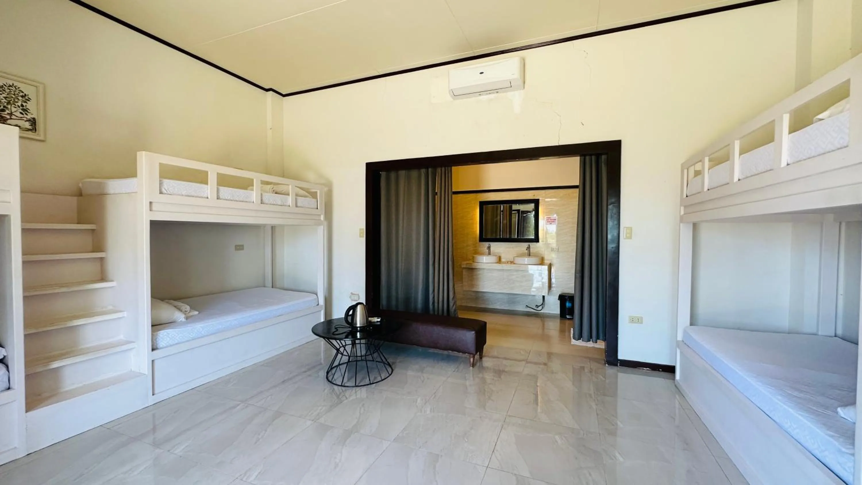 Photo of the whole room in Tugsaw Resort