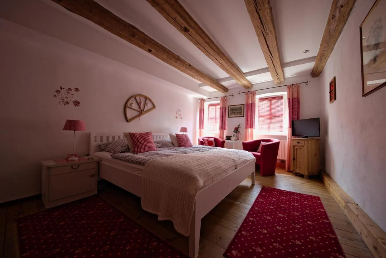 Bedroom, Bed in GoldGemäuer Appartements