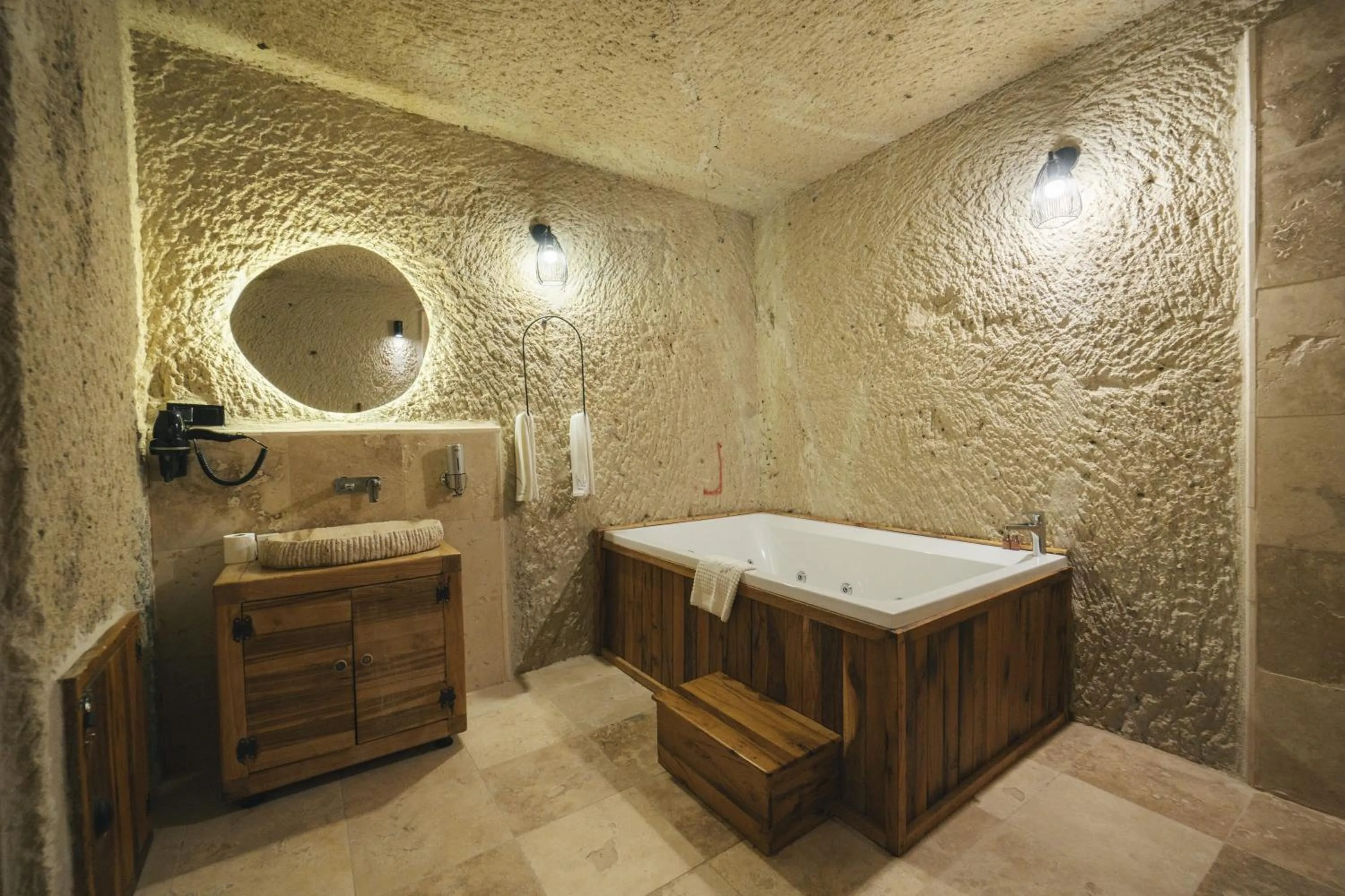 Hot Tub in Vie Cappadocia - Adults Only