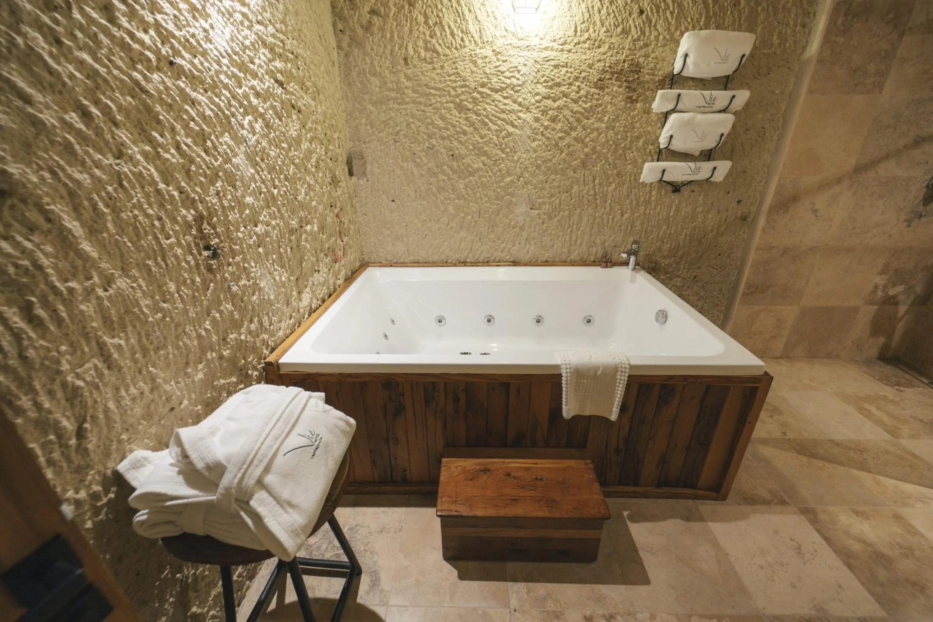 Hot Tub in Vie Cappadocia - Adults Only